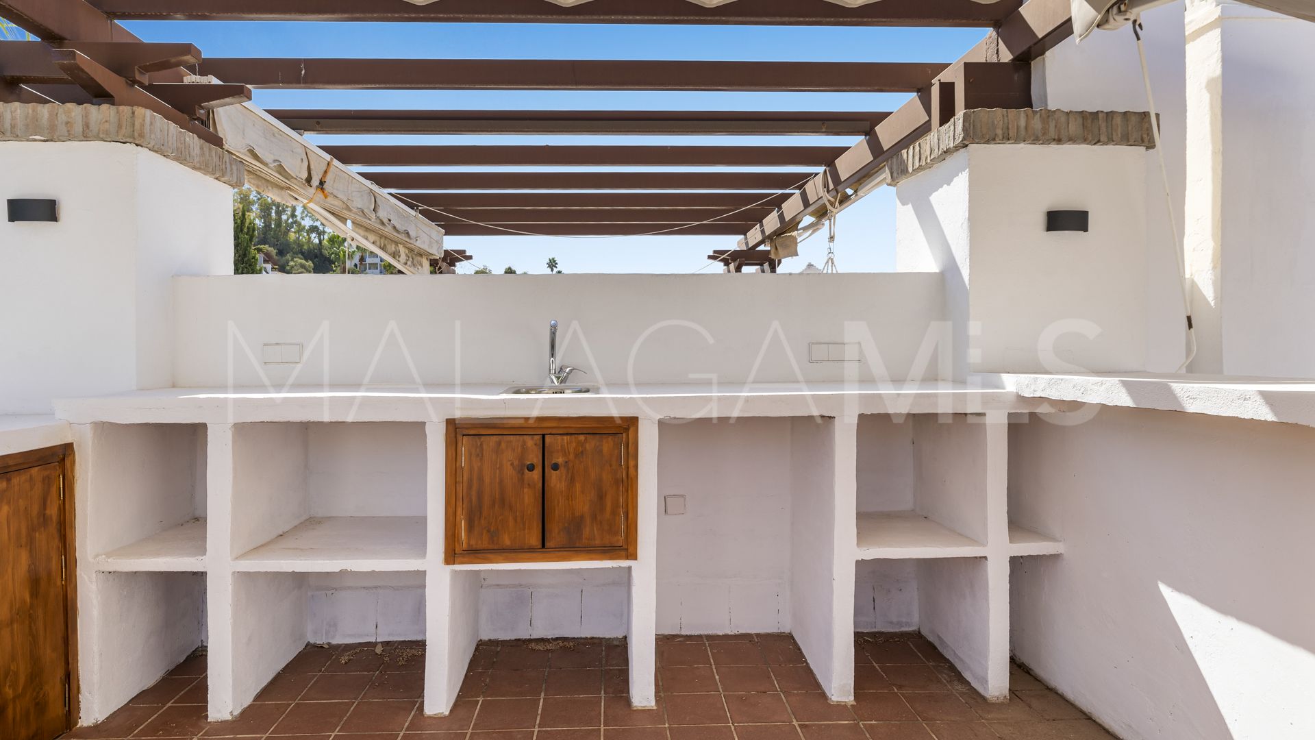 For sale Benahavis 2 bedrooms penthouse