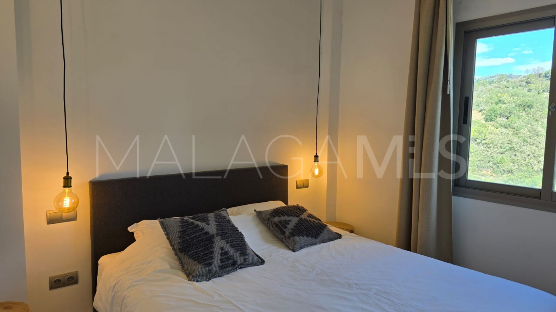 Duplex penthouse for sale in Estepona