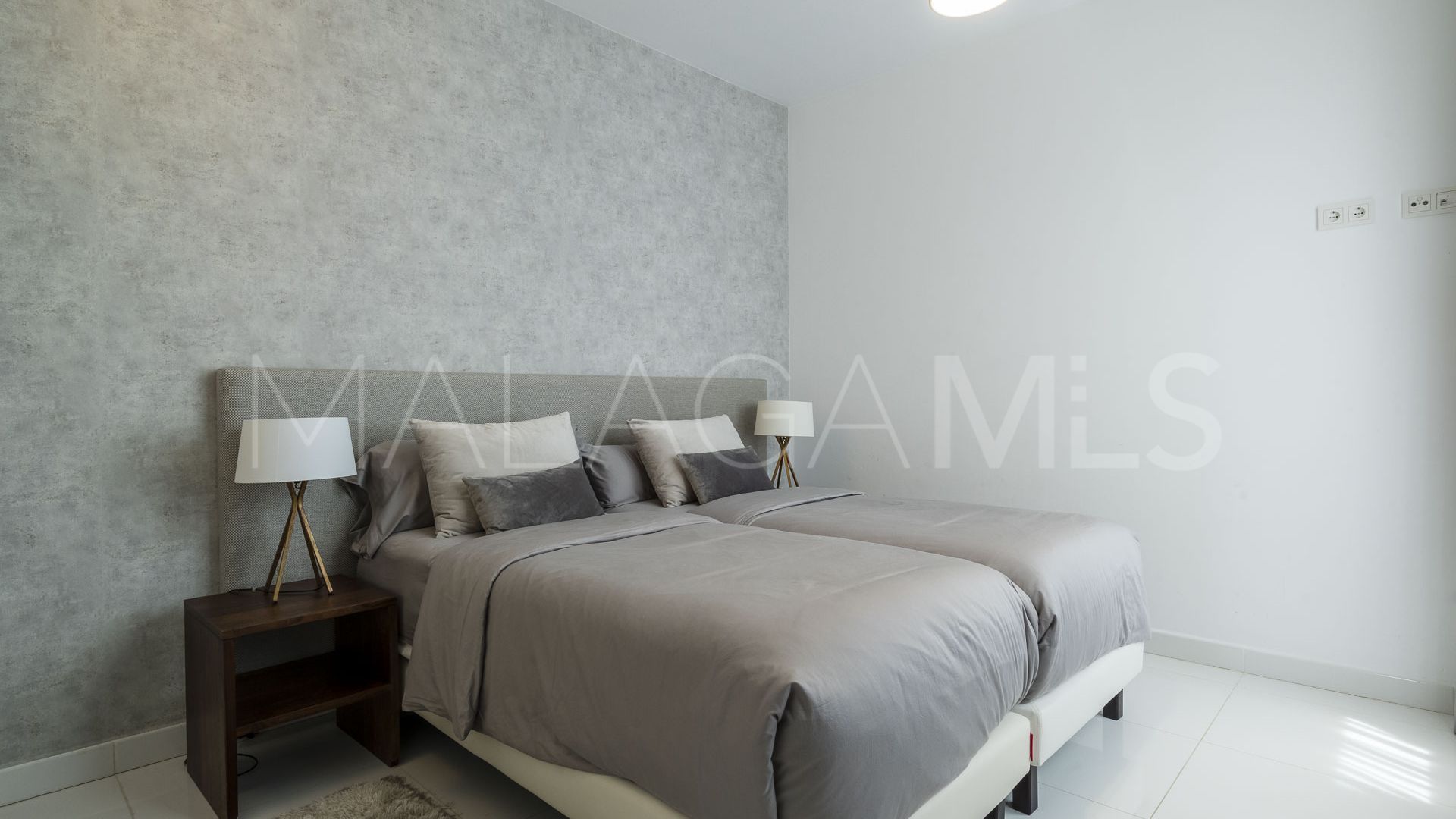 2 bedrooms Benahavis apartment for sale