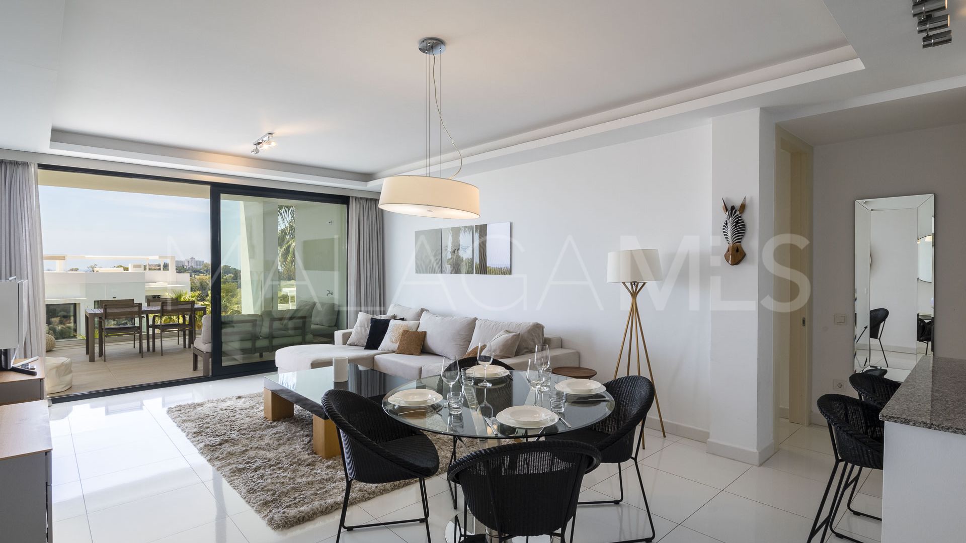 Se vende apartamento with 2 bedrooms in Benahavis