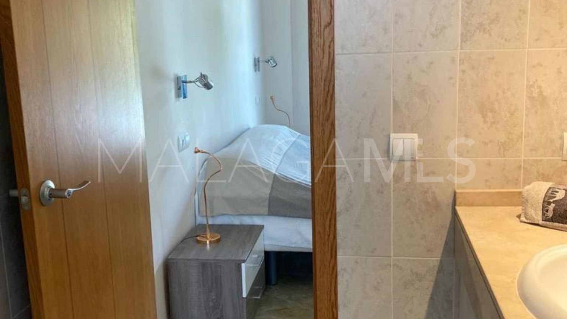 Lägenhet for sale in Estepona