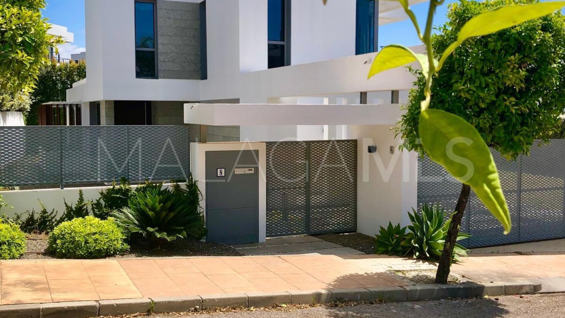 Villa a la venta with 4 bedrooms in Cancelada