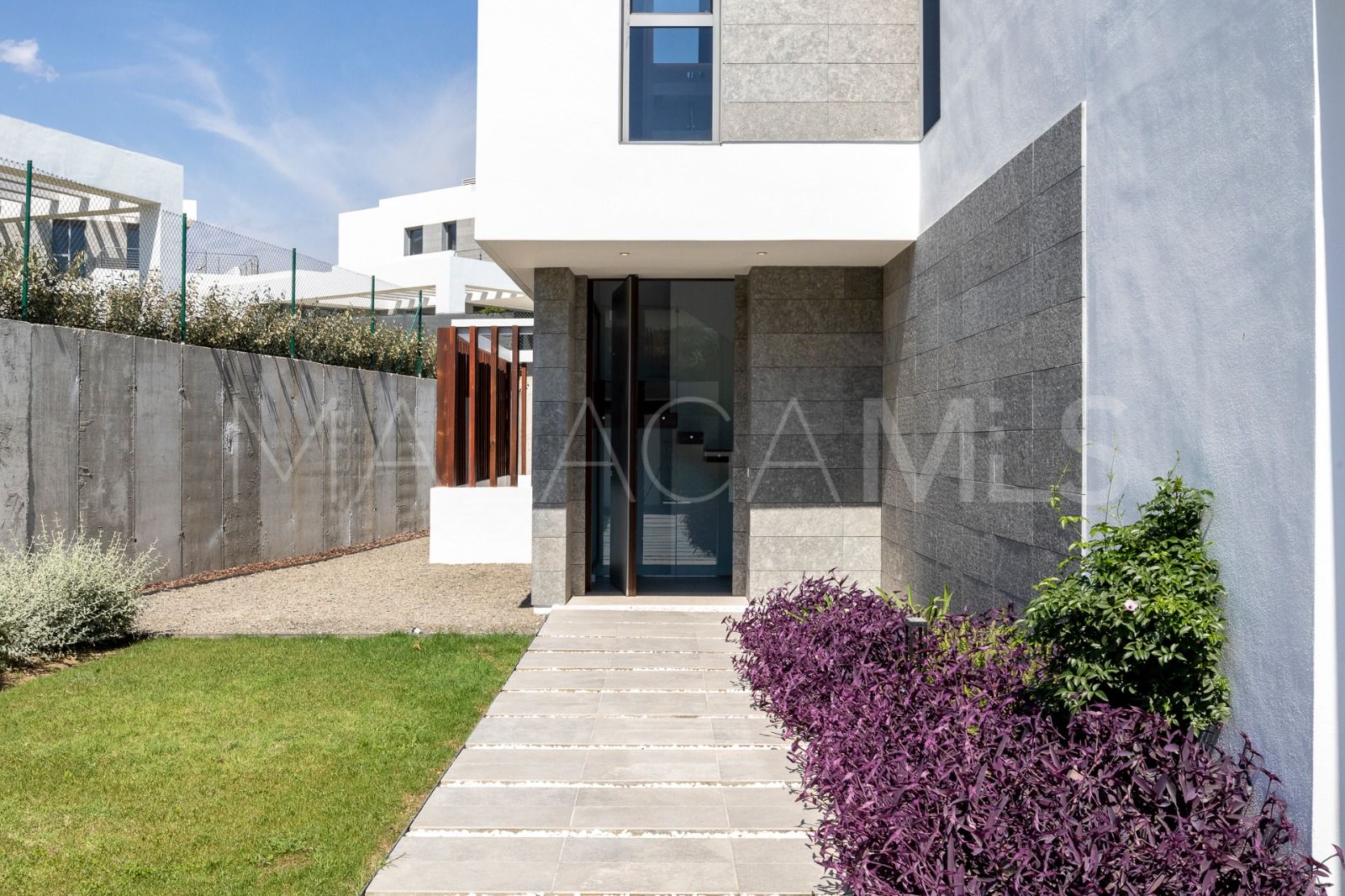 Villa for sale in Cancelada