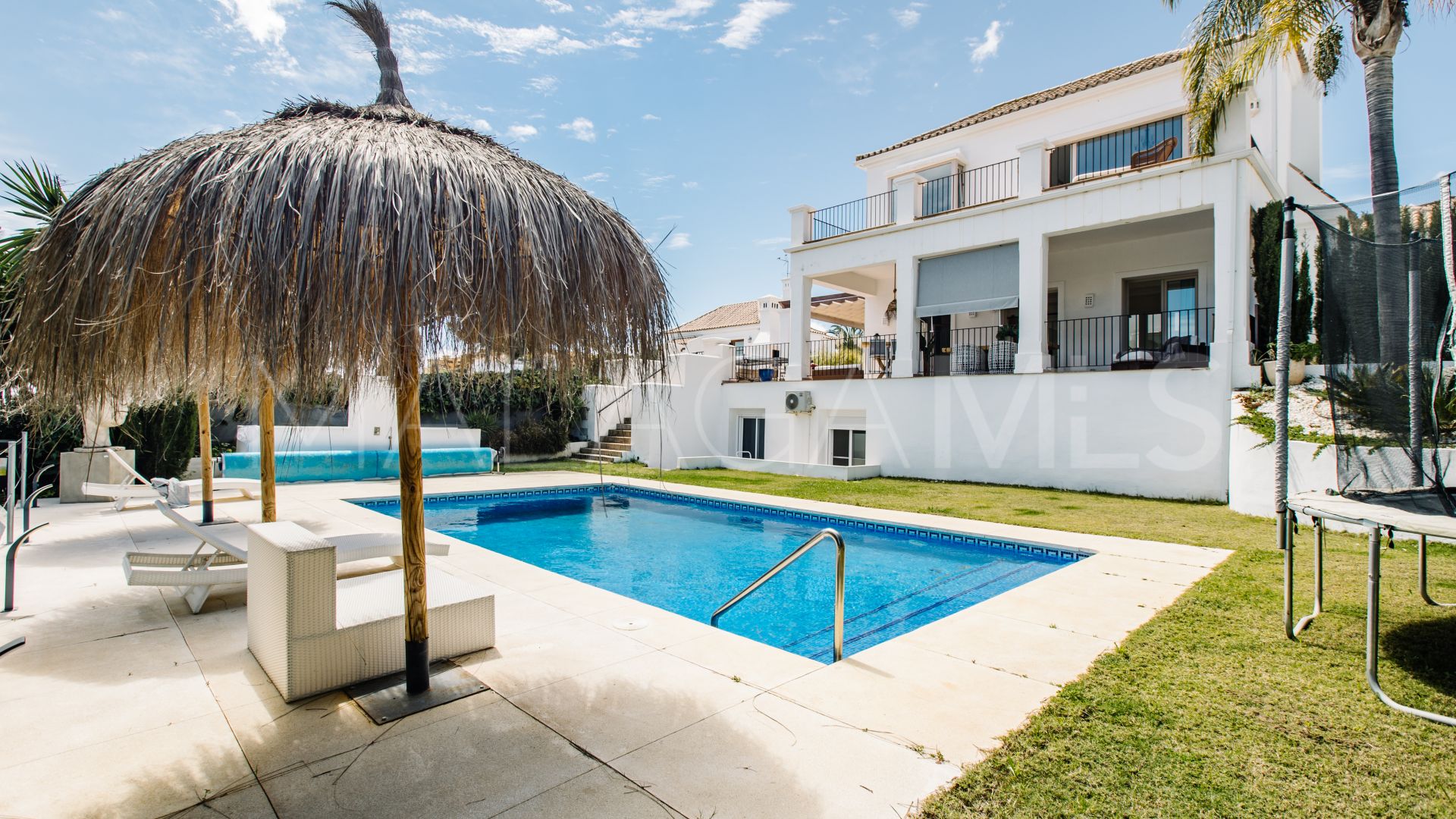Villa in La Resina Golf for sale
