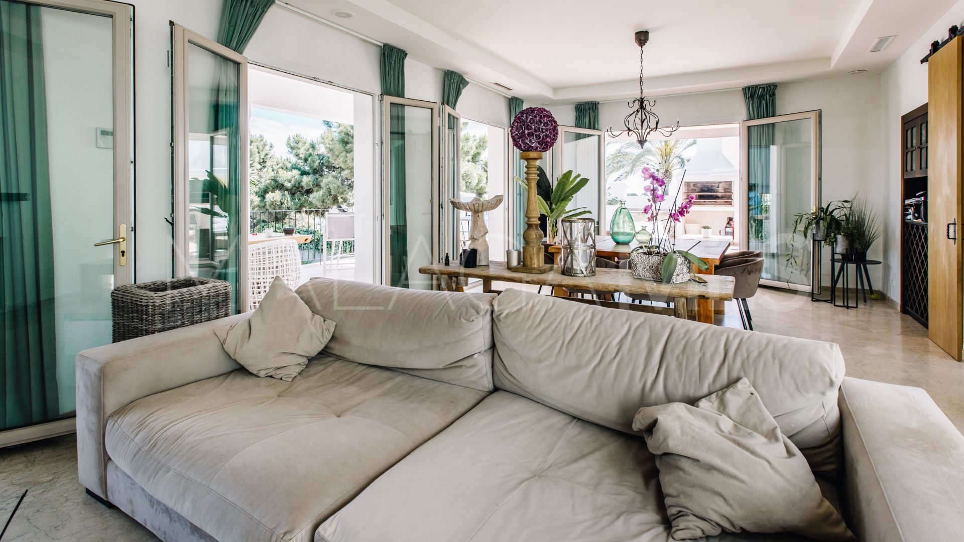 Villa in La Resina Golf for sale