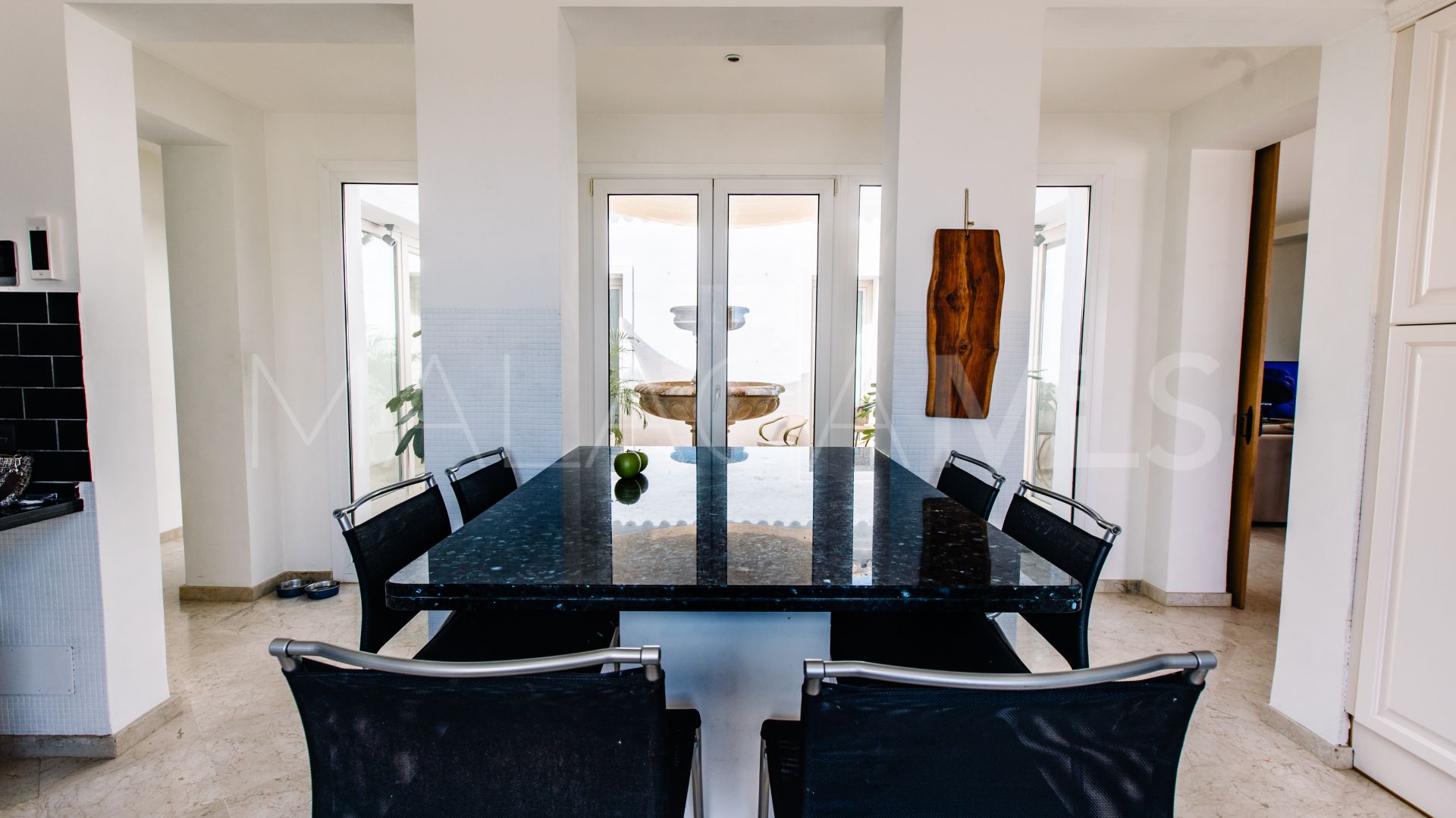 Villa in La Resina Golf for sale
