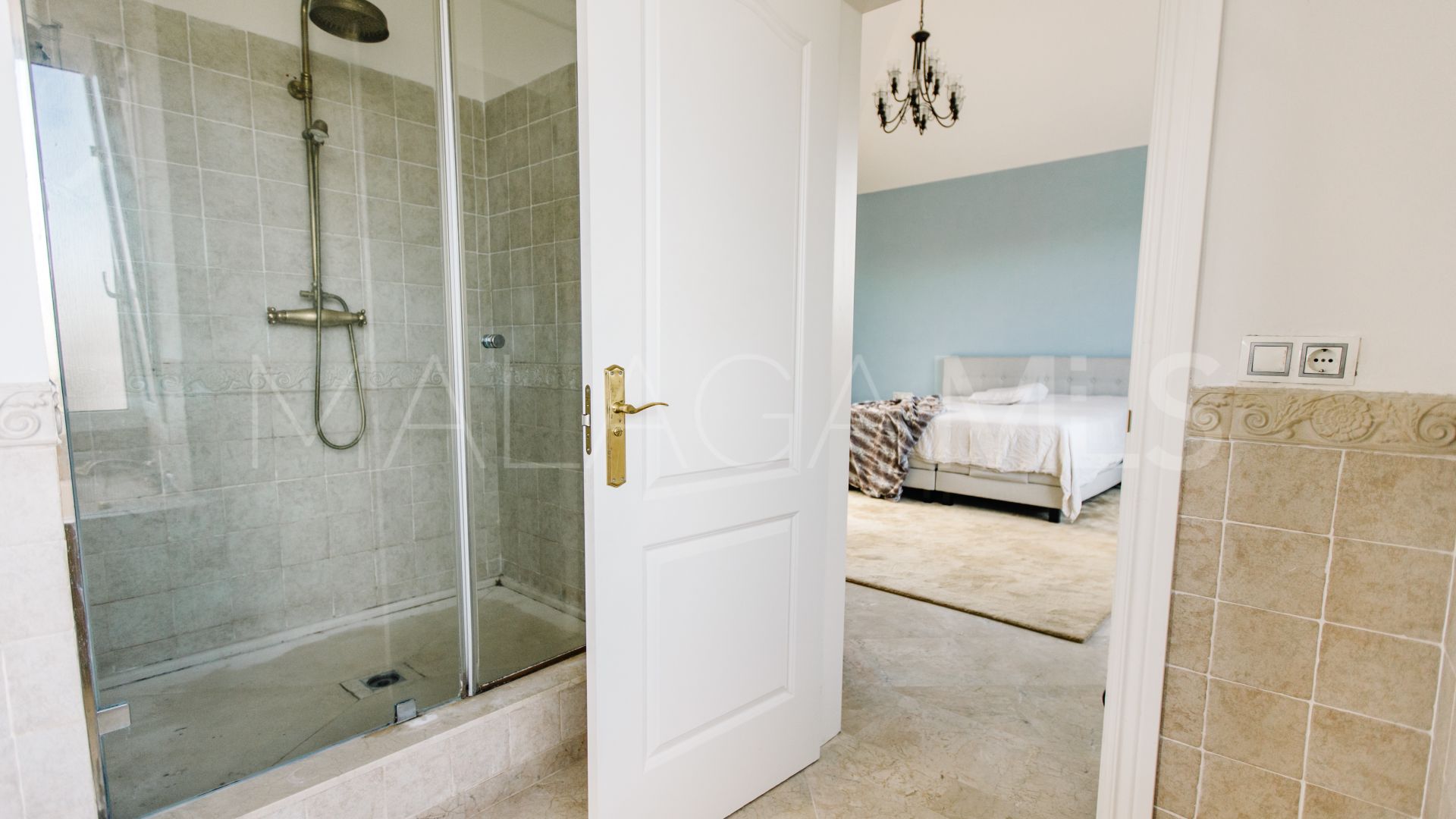 Villa in La Resina Golf for sale
