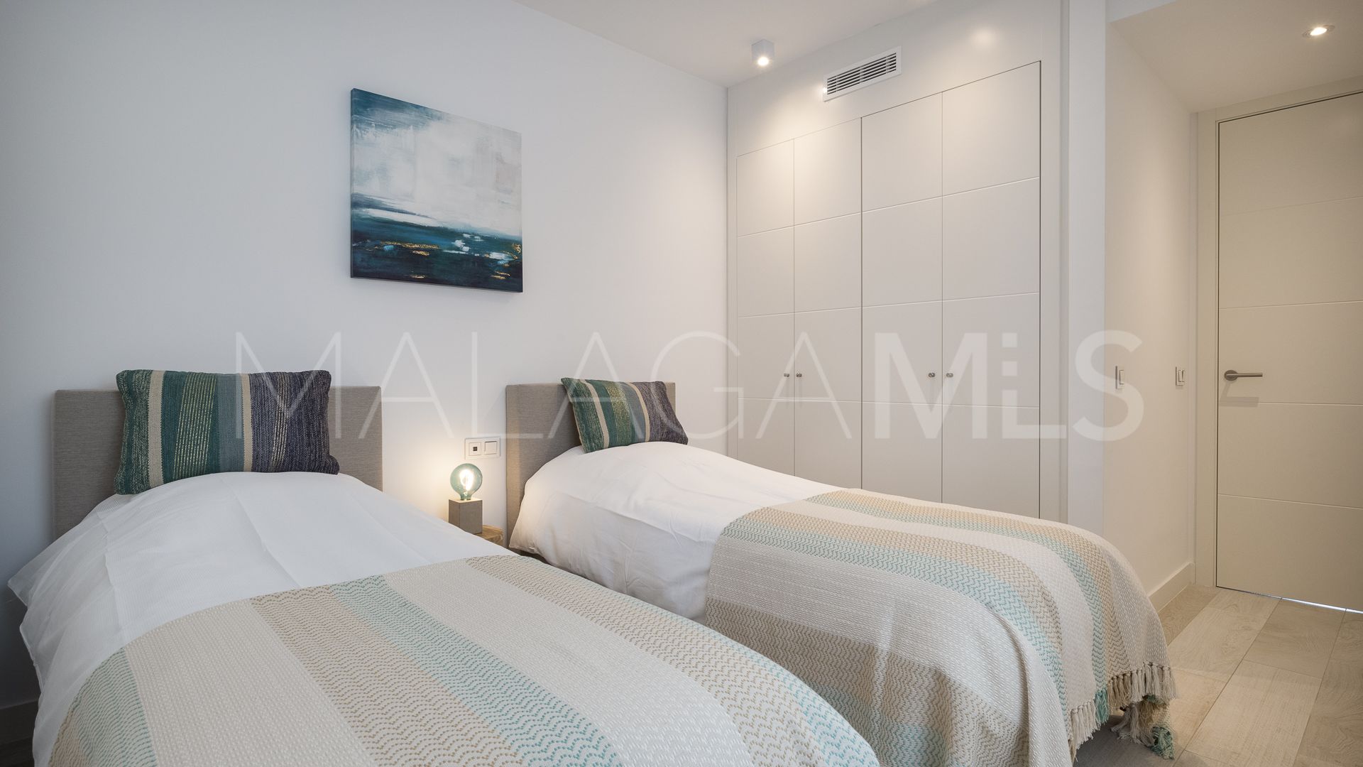 Appartement rez de chaussée for sale in Alcazaba Lagoon