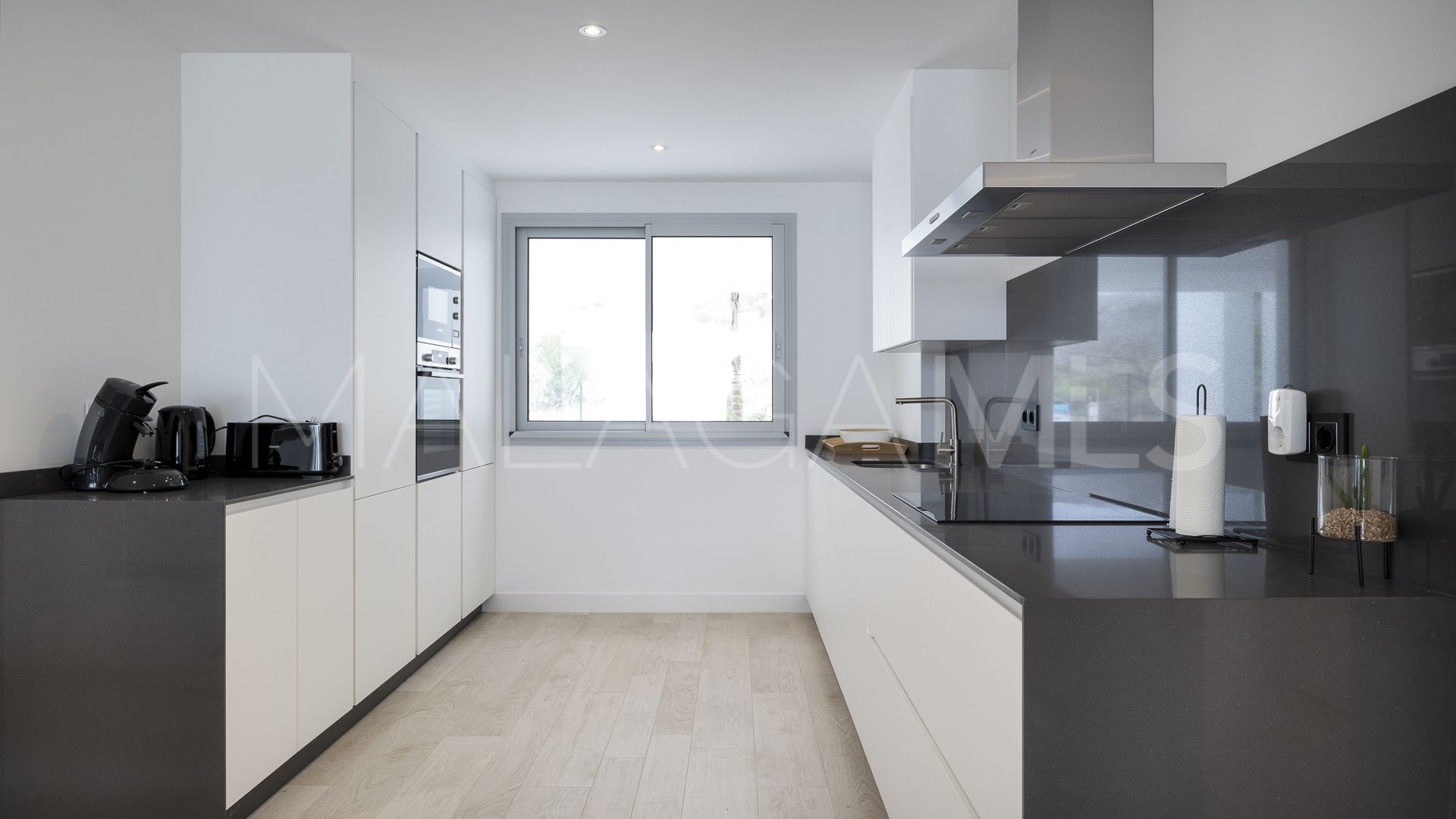 Appartement rez de chaussée for sale in Alcazaba Lagoon