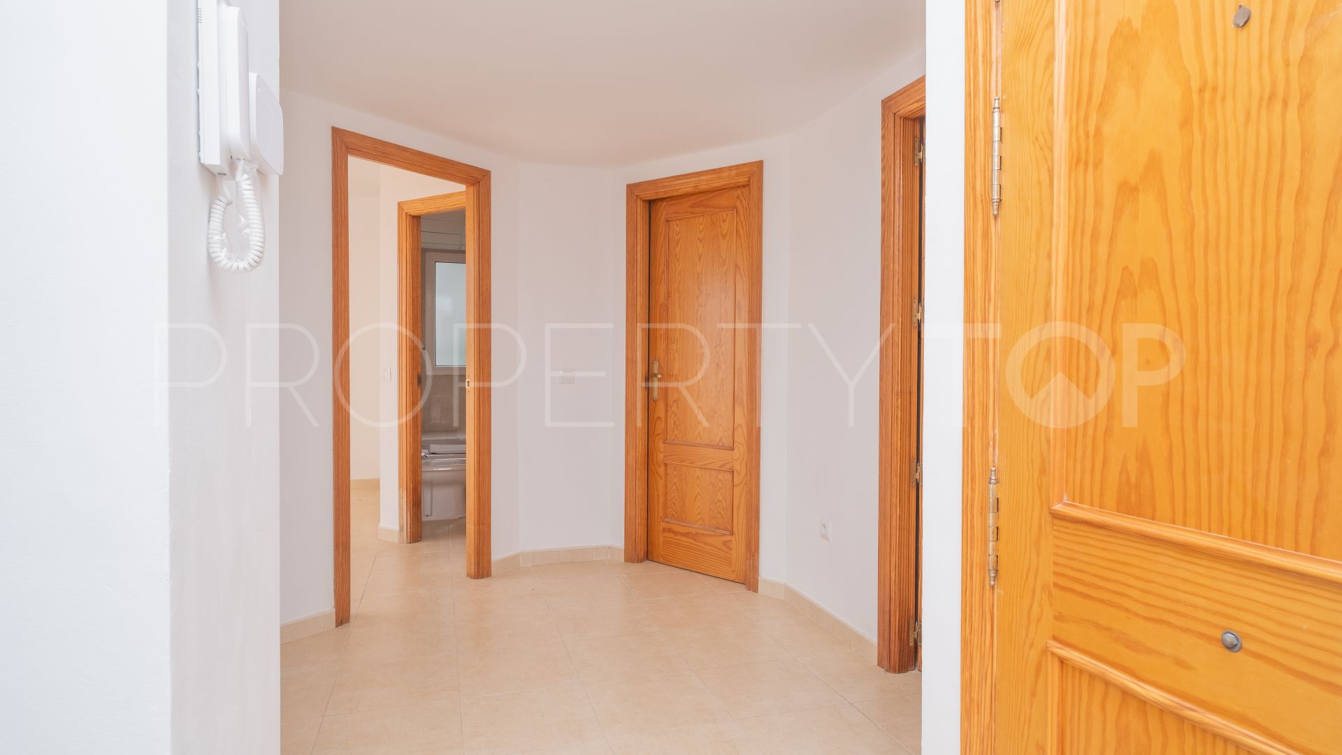 For sale duplex penthouse with 3 bedrooms in Selwo