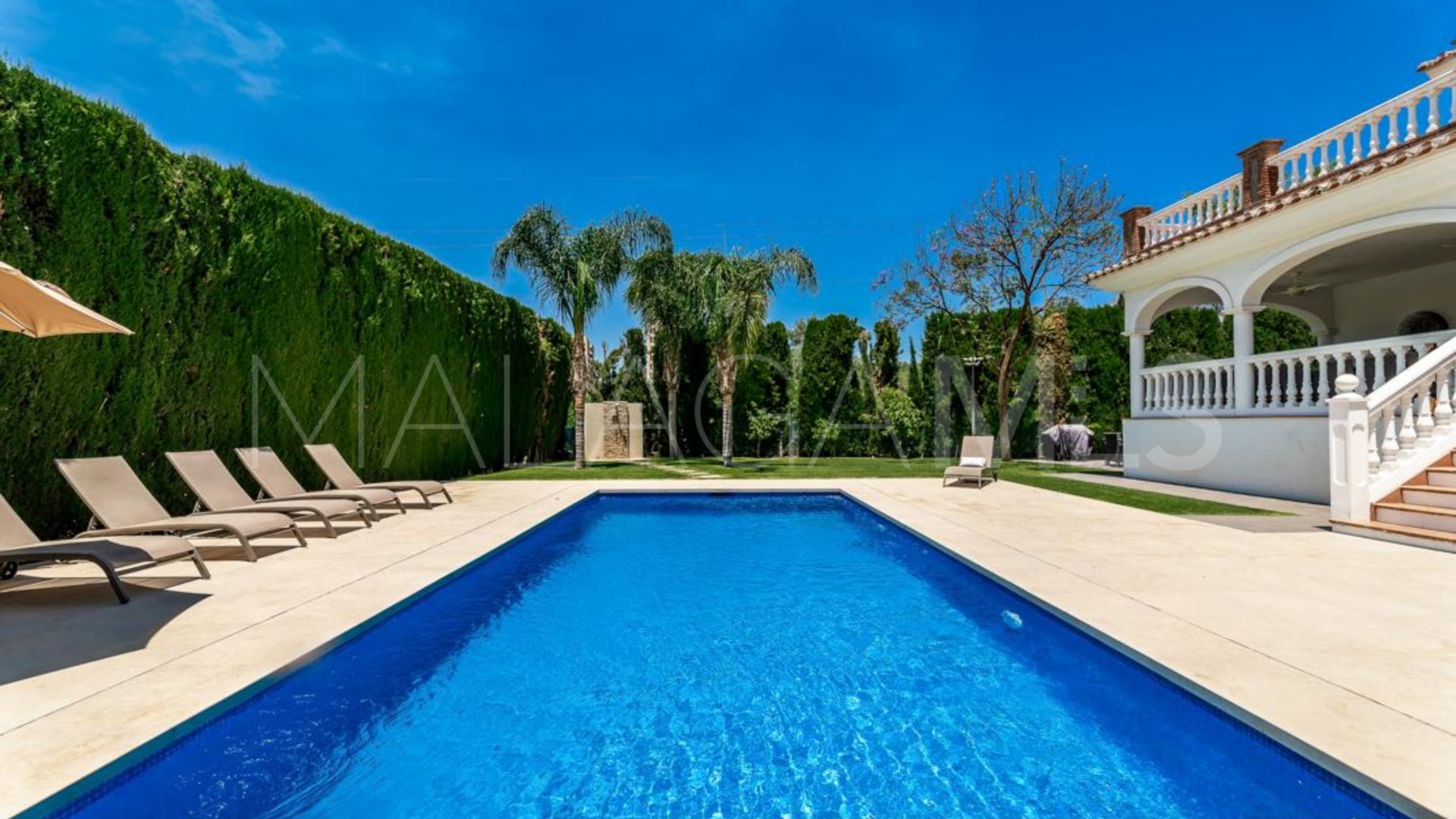 Buy villa with 5 bedrooms in Atalaya de Rio Verde