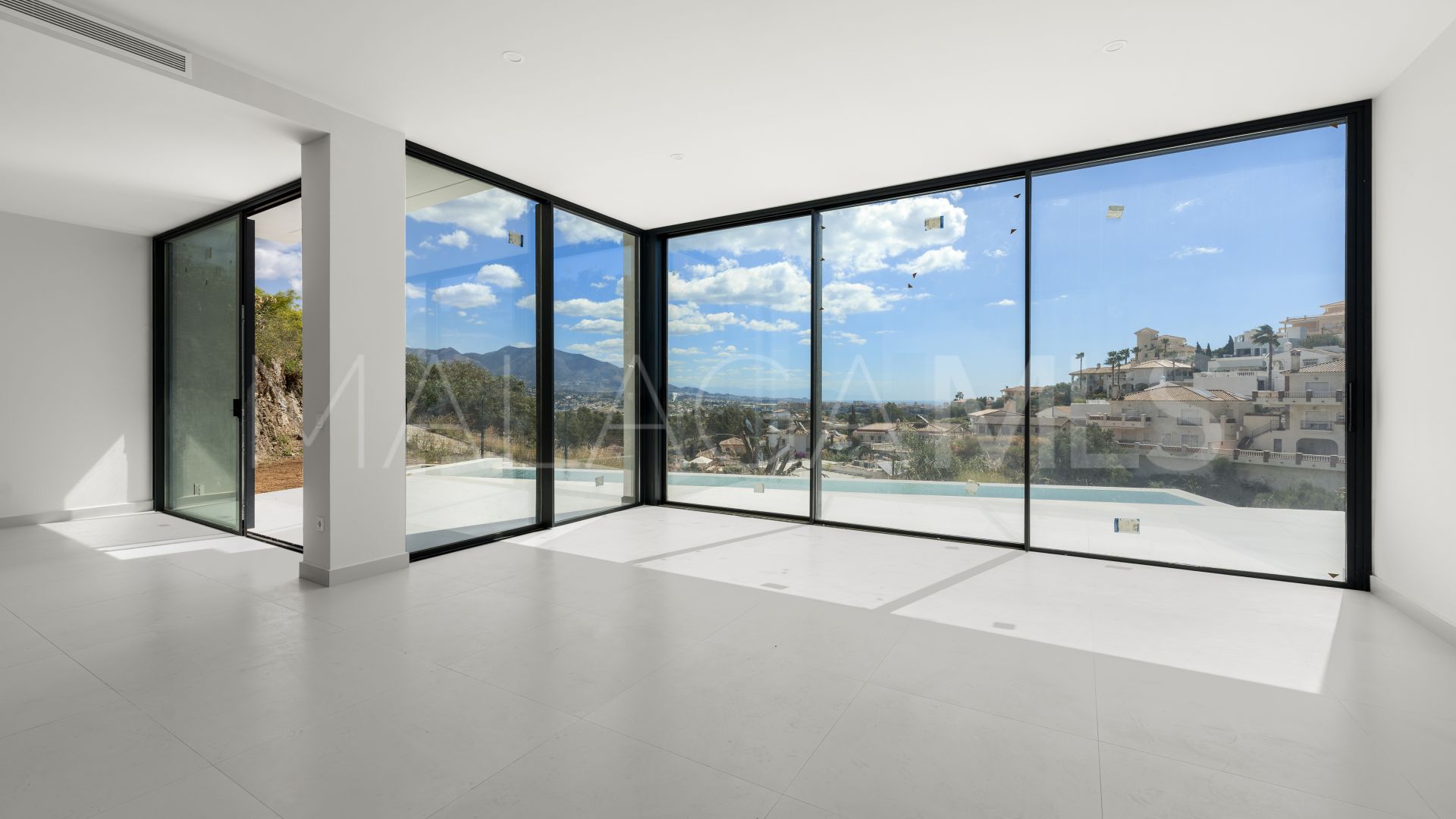 Cerros del Aguila, villa de 3 bedrooms for sale