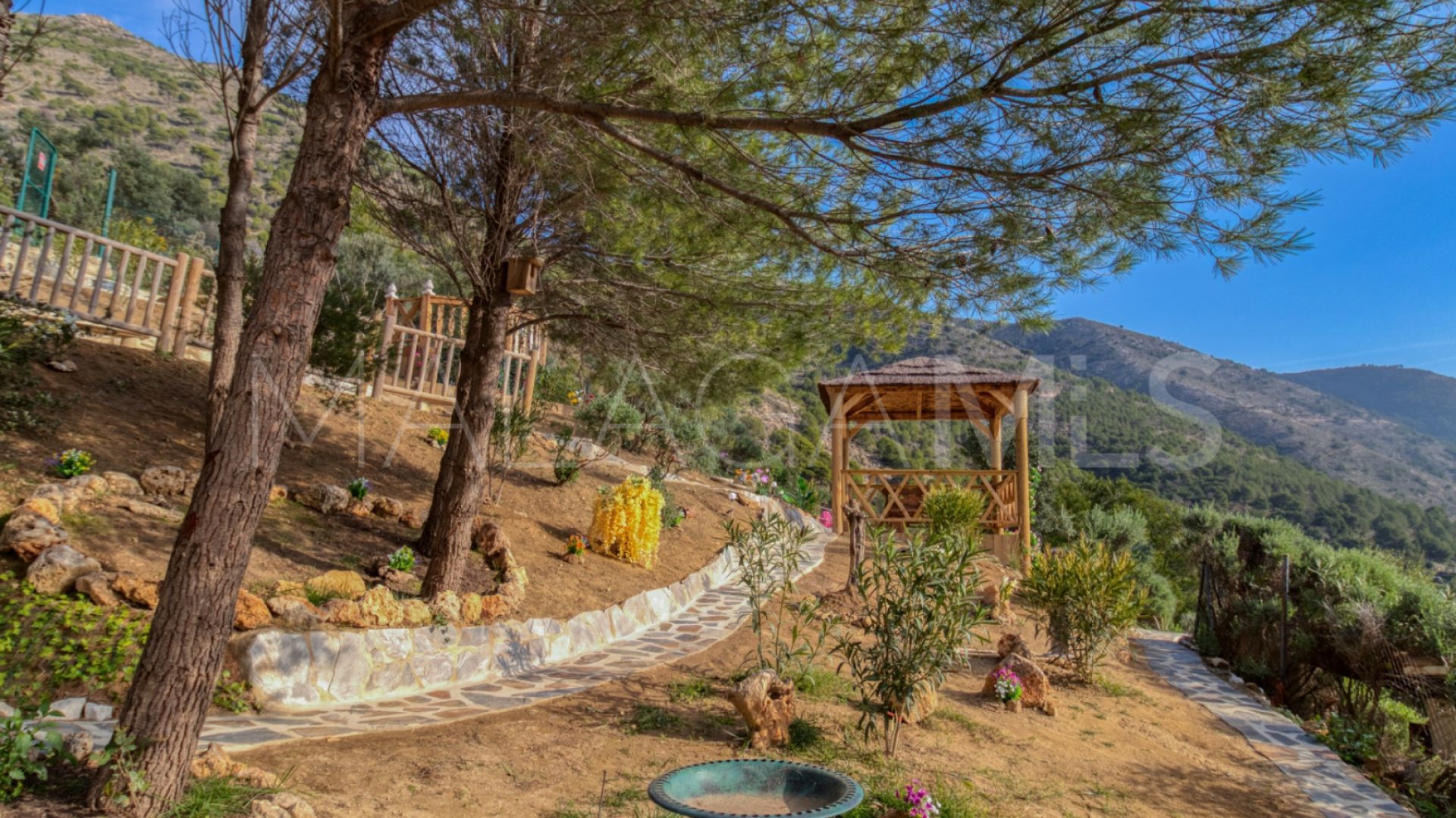 Villa for sale in Mijas