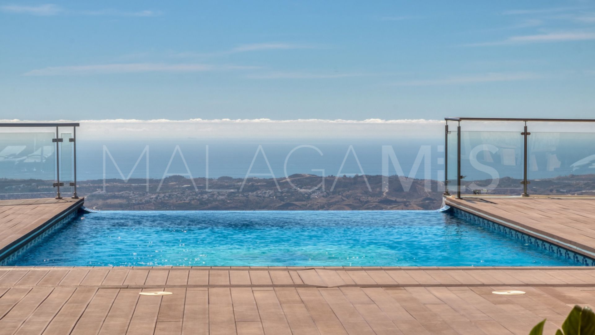 Villa for sale in Mijas
