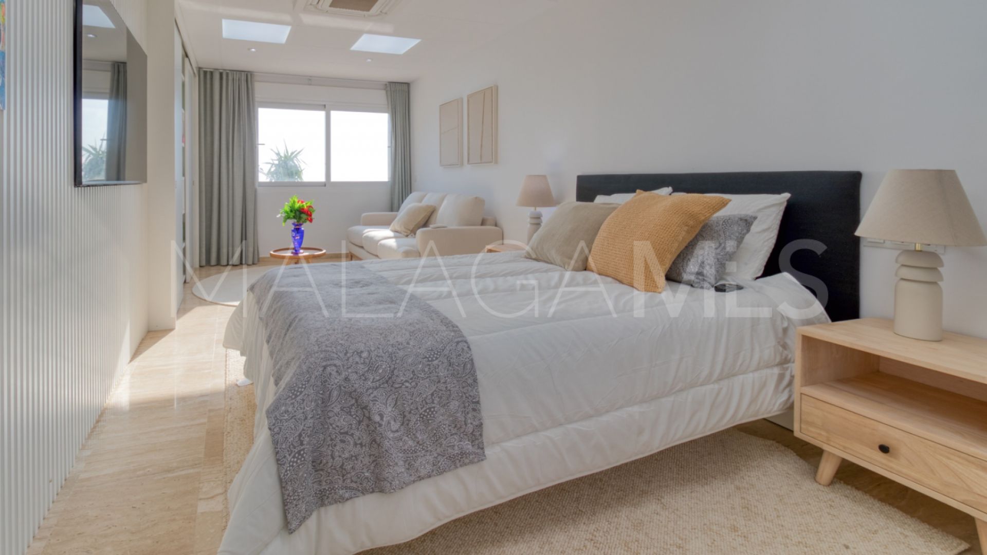 Villa for sale in Mijas