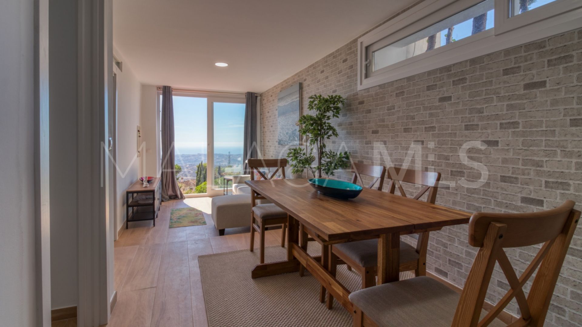 Villa for sale in Mijas