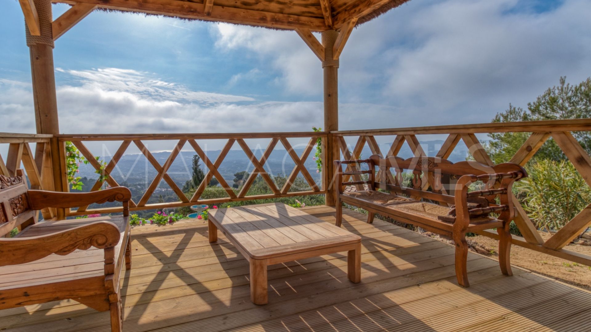 Villa for sale in Mijas