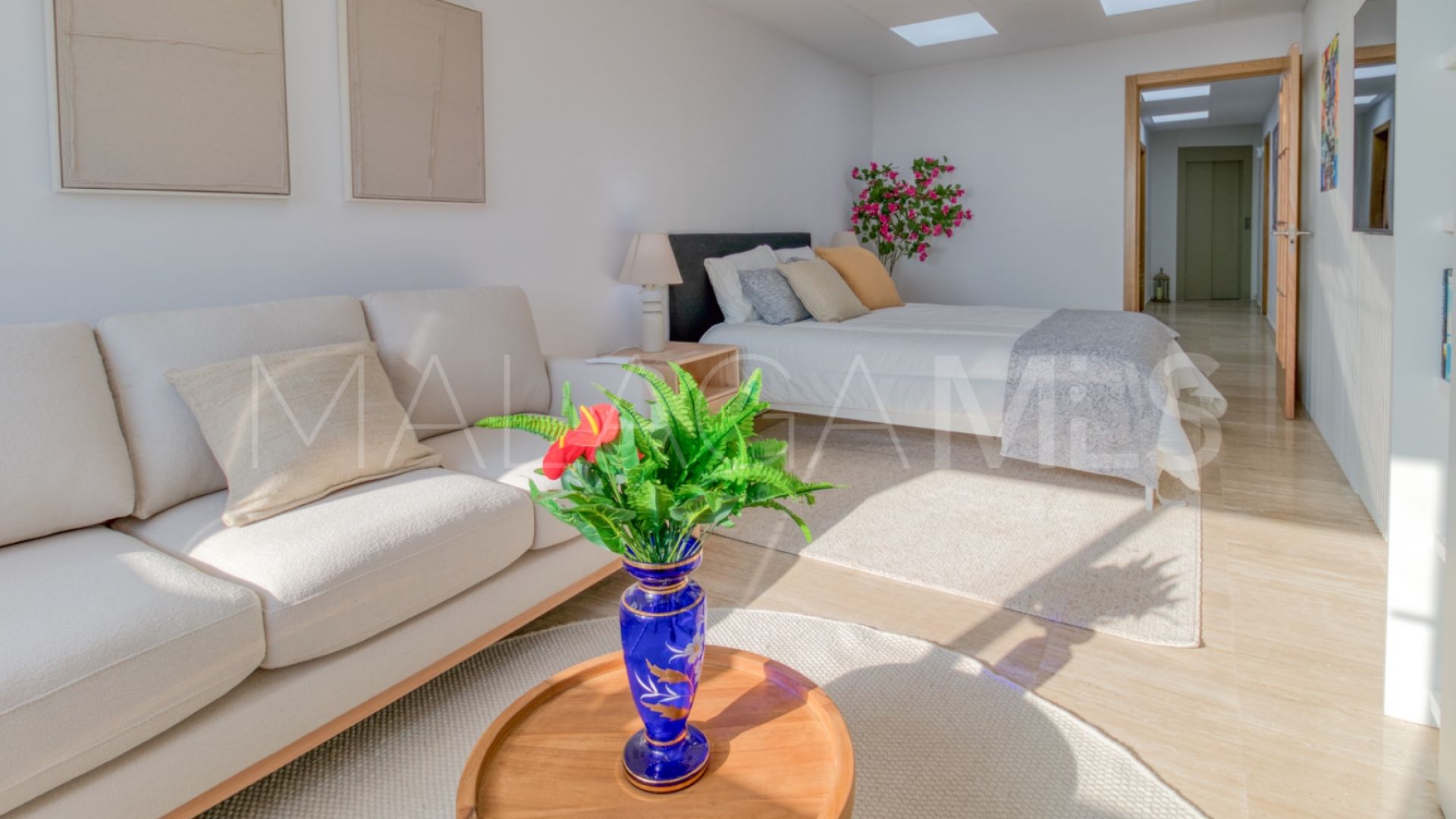 Villa for sale in Mijas