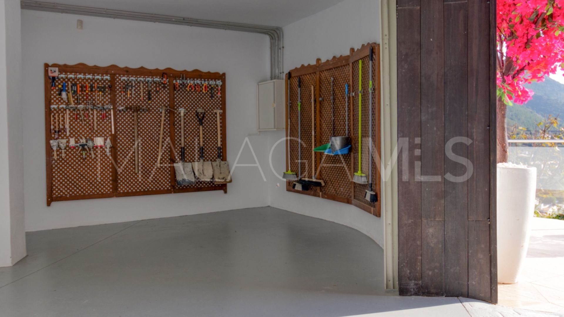 Villa for sale in Mijas