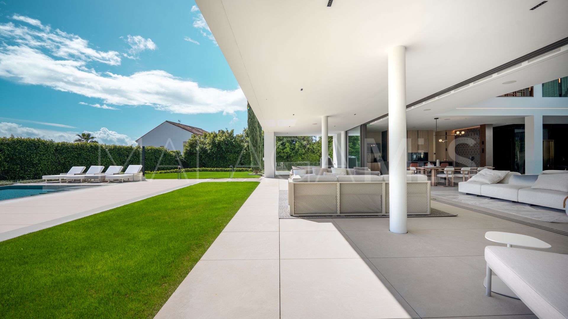 Villa for sale in Marbella Goldene Meile