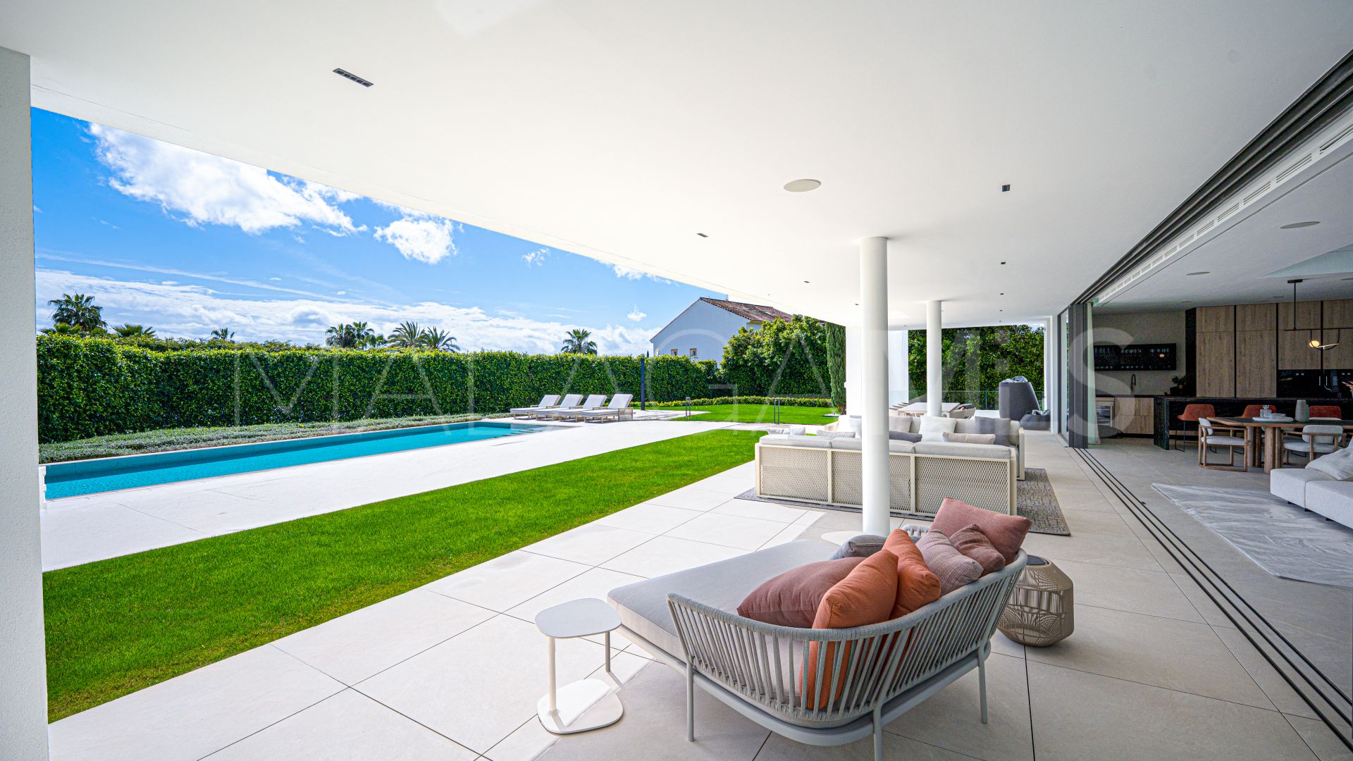 Villa for sale in Marbella Goldene Meile