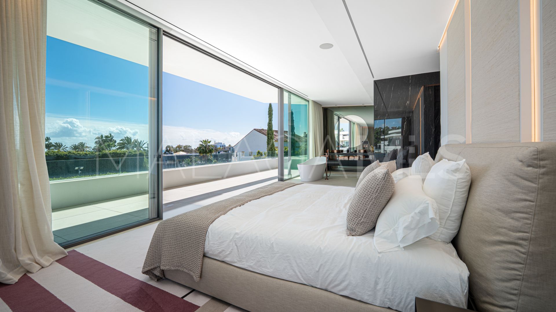 Villa for sale in Marbella Goldene Meile