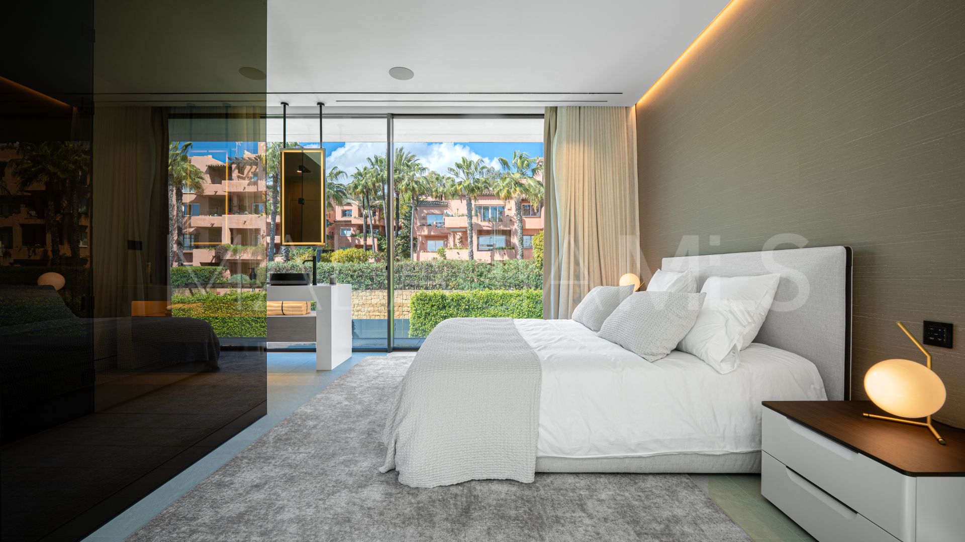 Villa for sale in Marbella Goldene Meile