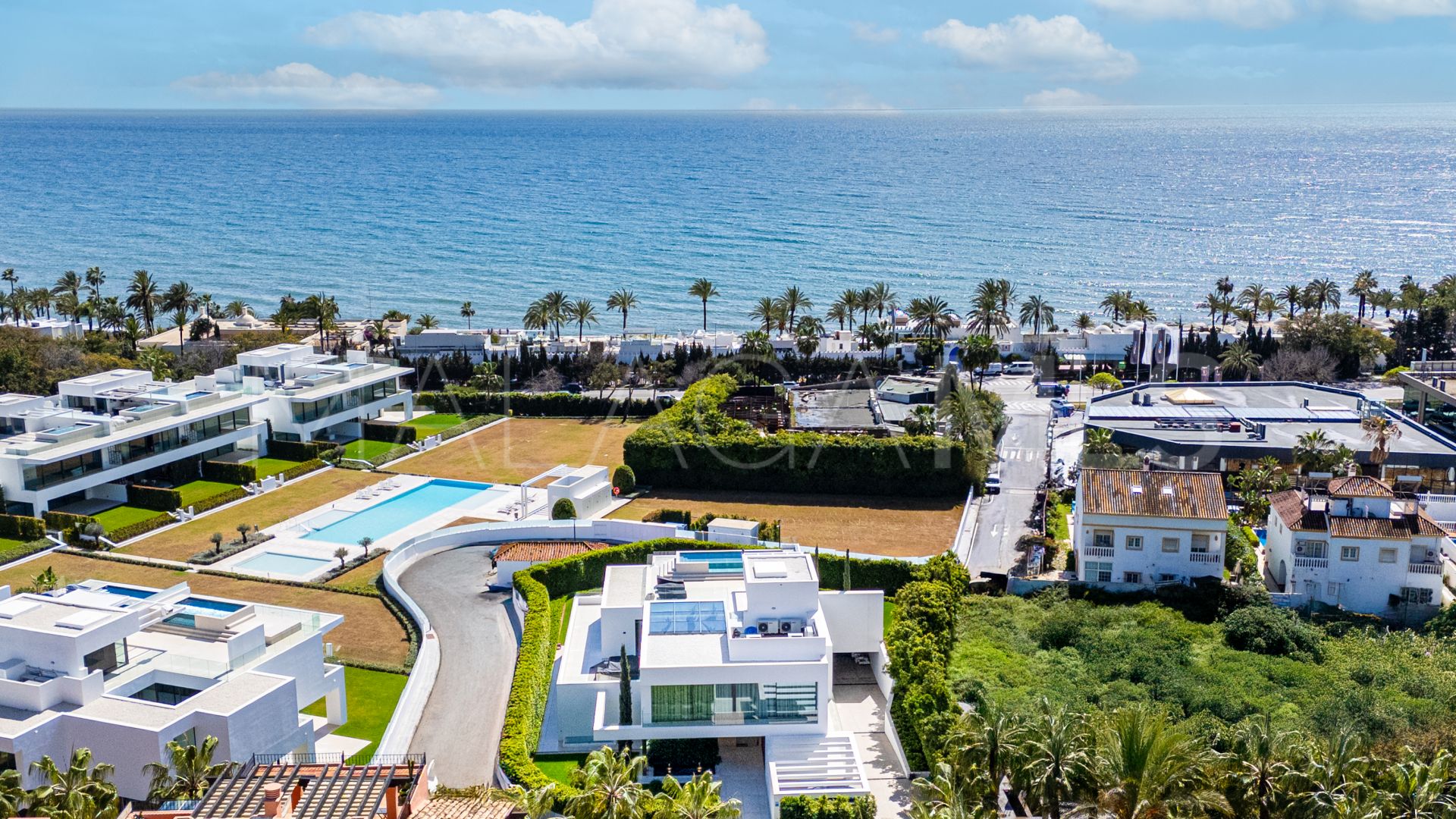 Villa for sale in Marbella Goldene Meile