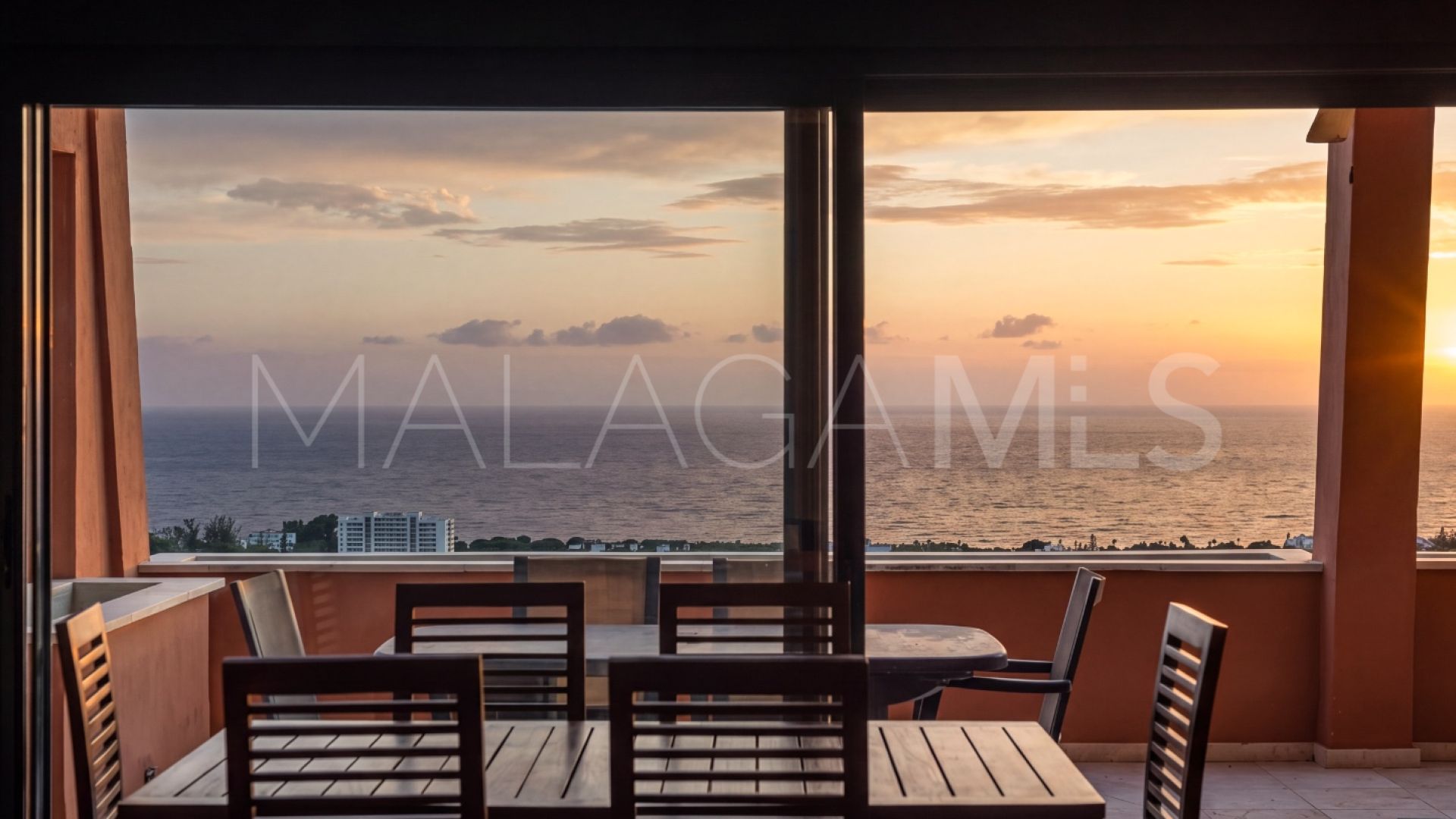 Takvåning for sale in Marbella Öst