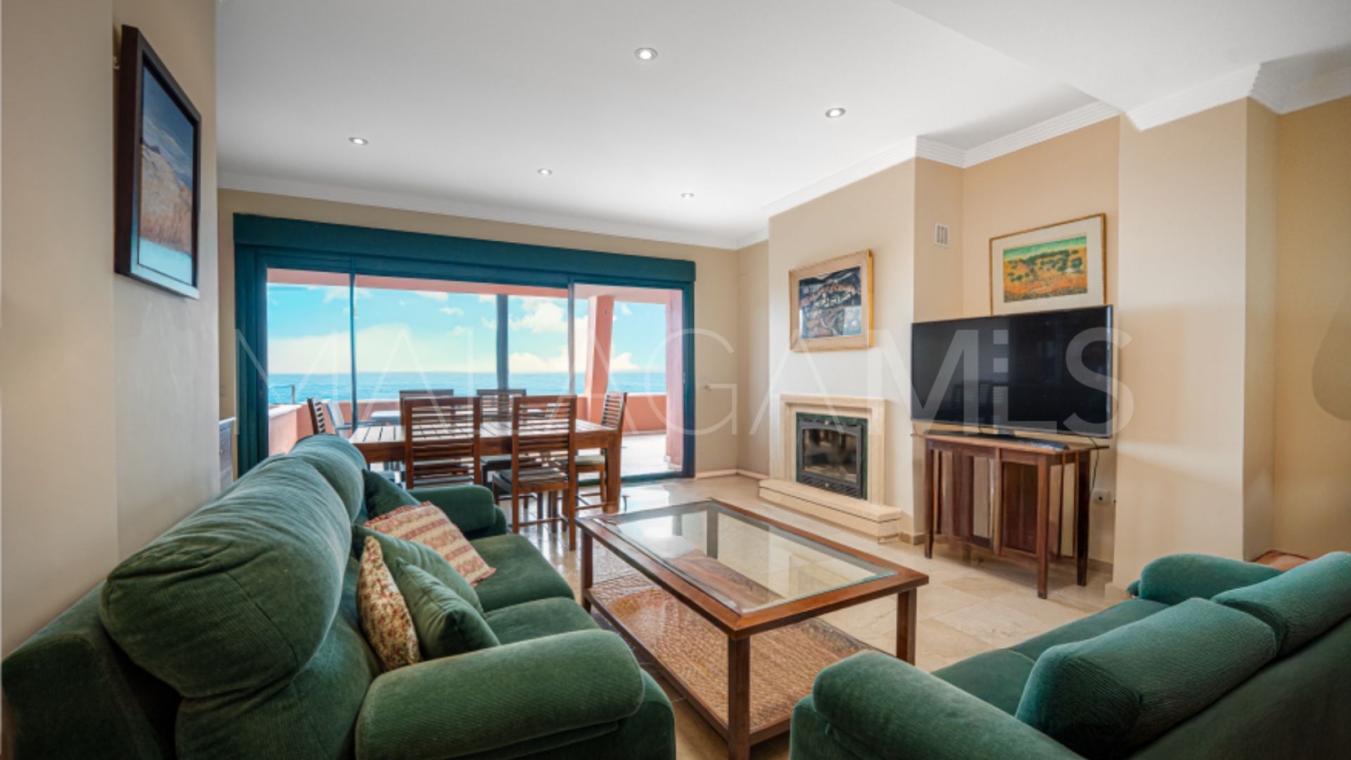 2 bedrooms penthouse for sale in Marbella East