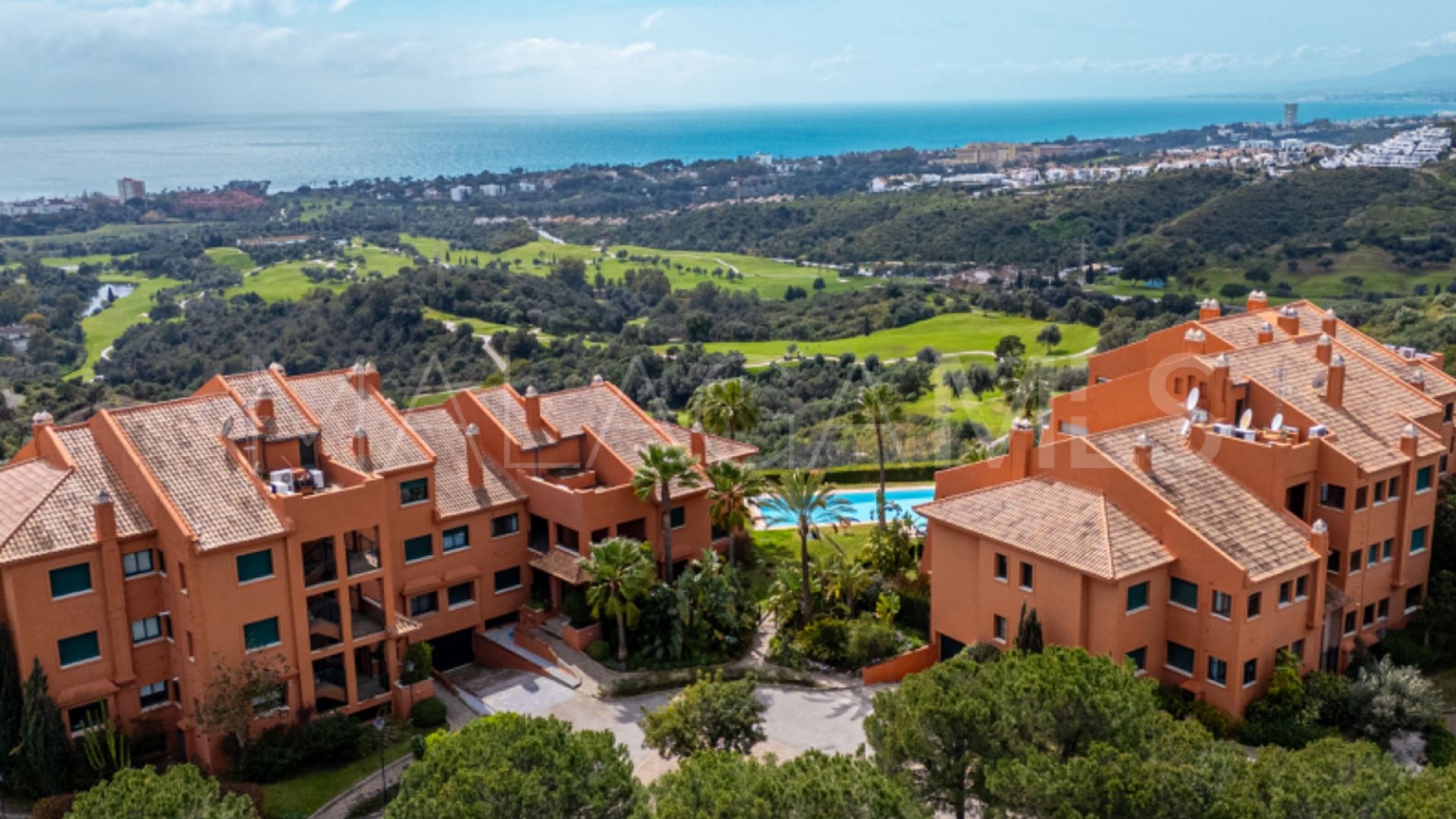 2 bedrooms penthouse for sale in Marbella East