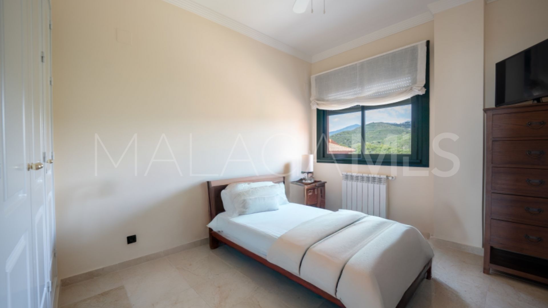 2 bedrooms penthouse for sale in Marbella East