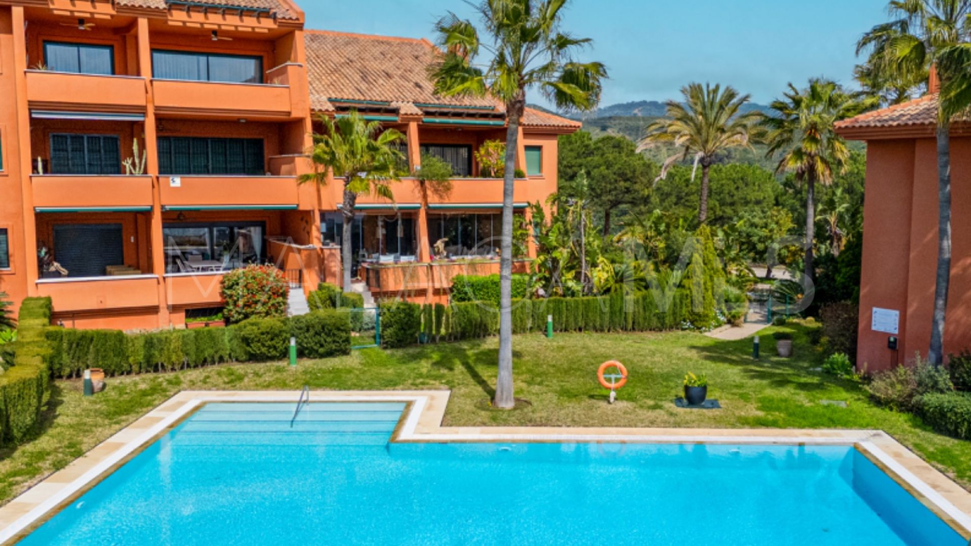 2 bedrooms penthouse for sale in Marbella East
