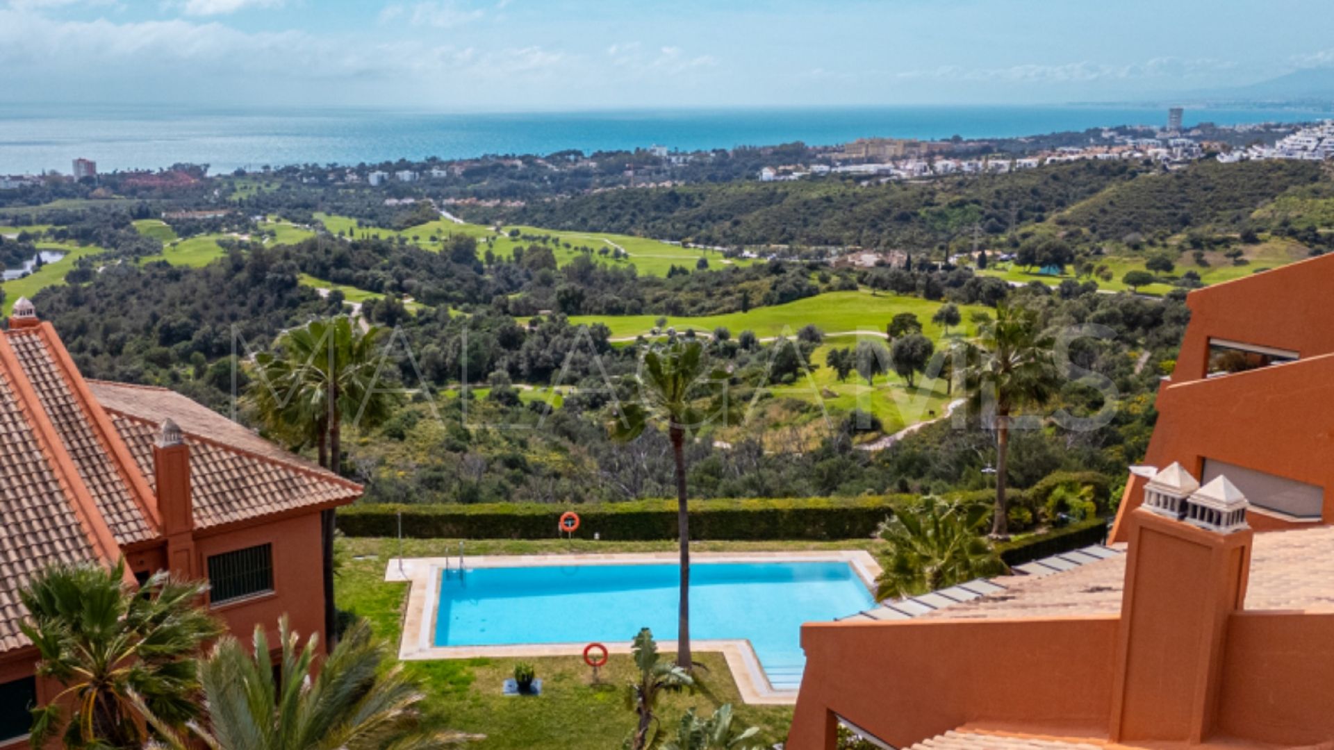 2 bedrooms penthouse for sale in Marbella East
