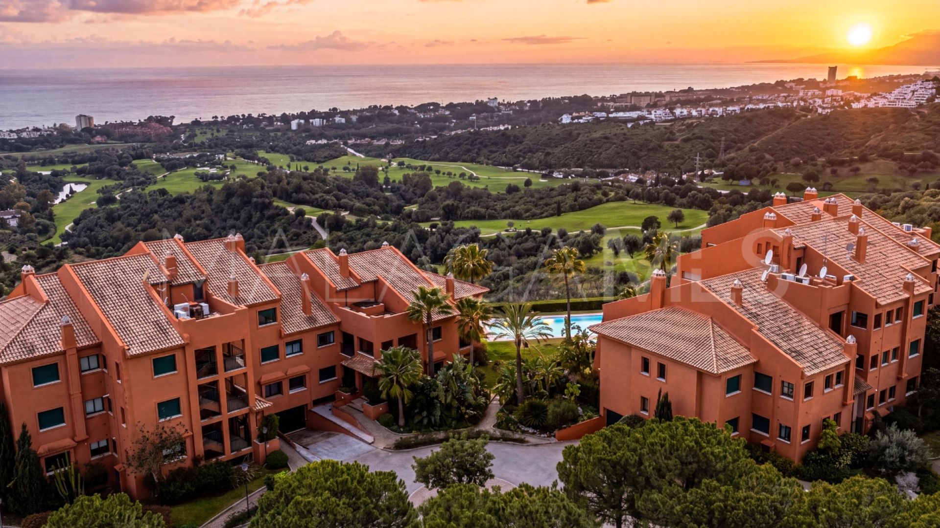 Takvåning for sale in Marbella Öst