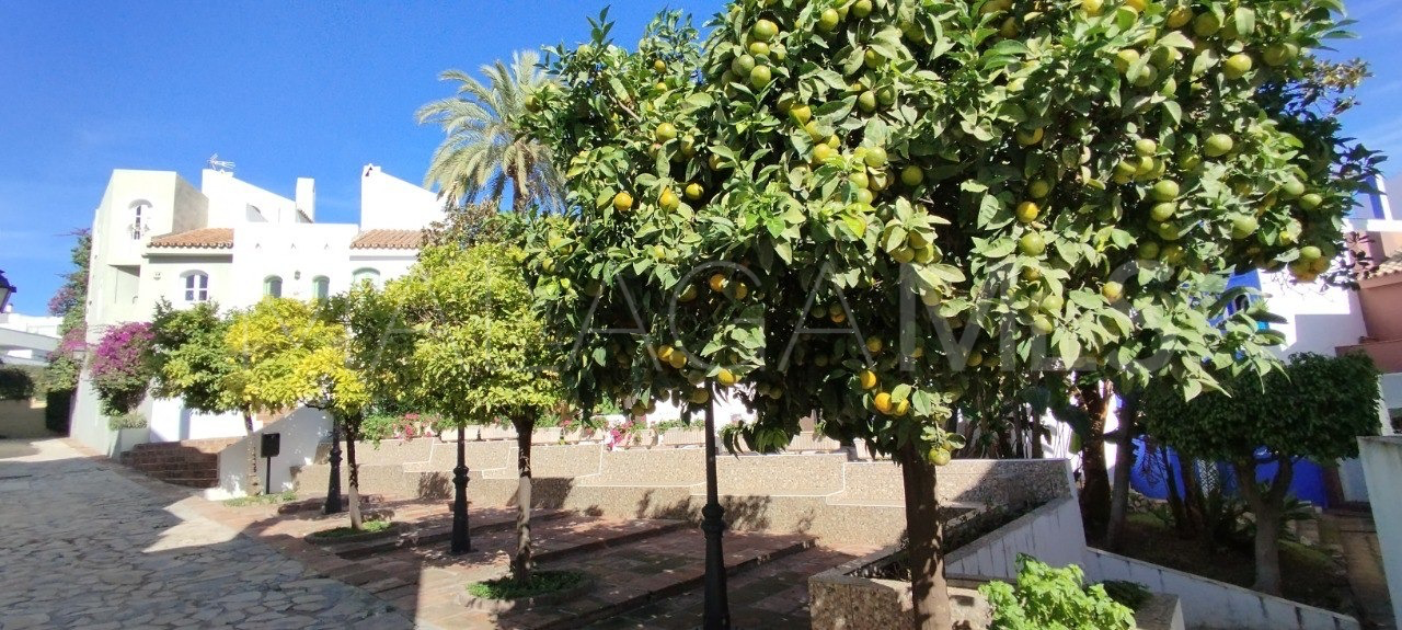 Maison de ville for sale in Marbella