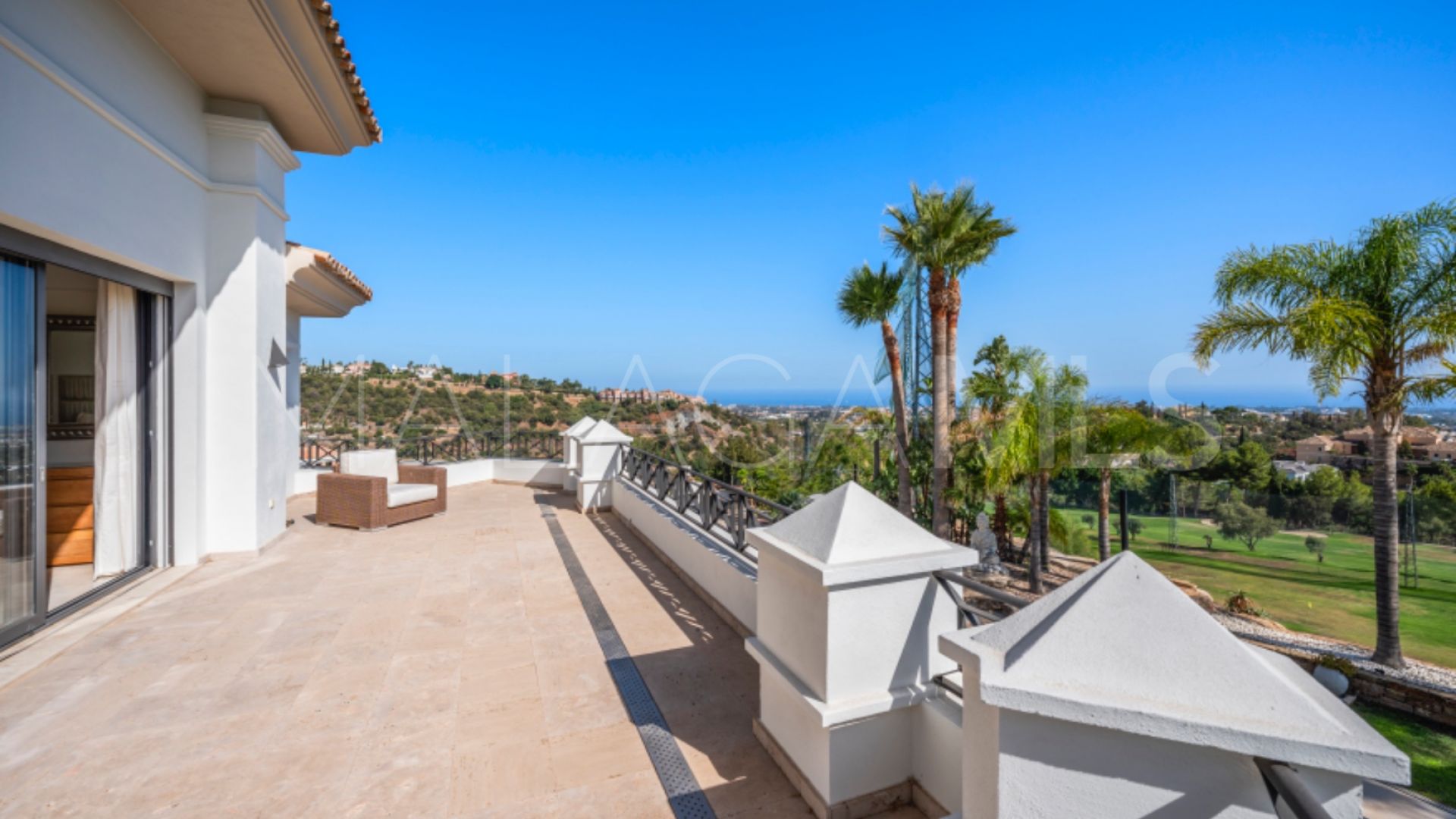 Villa for sale in Los Arqueros