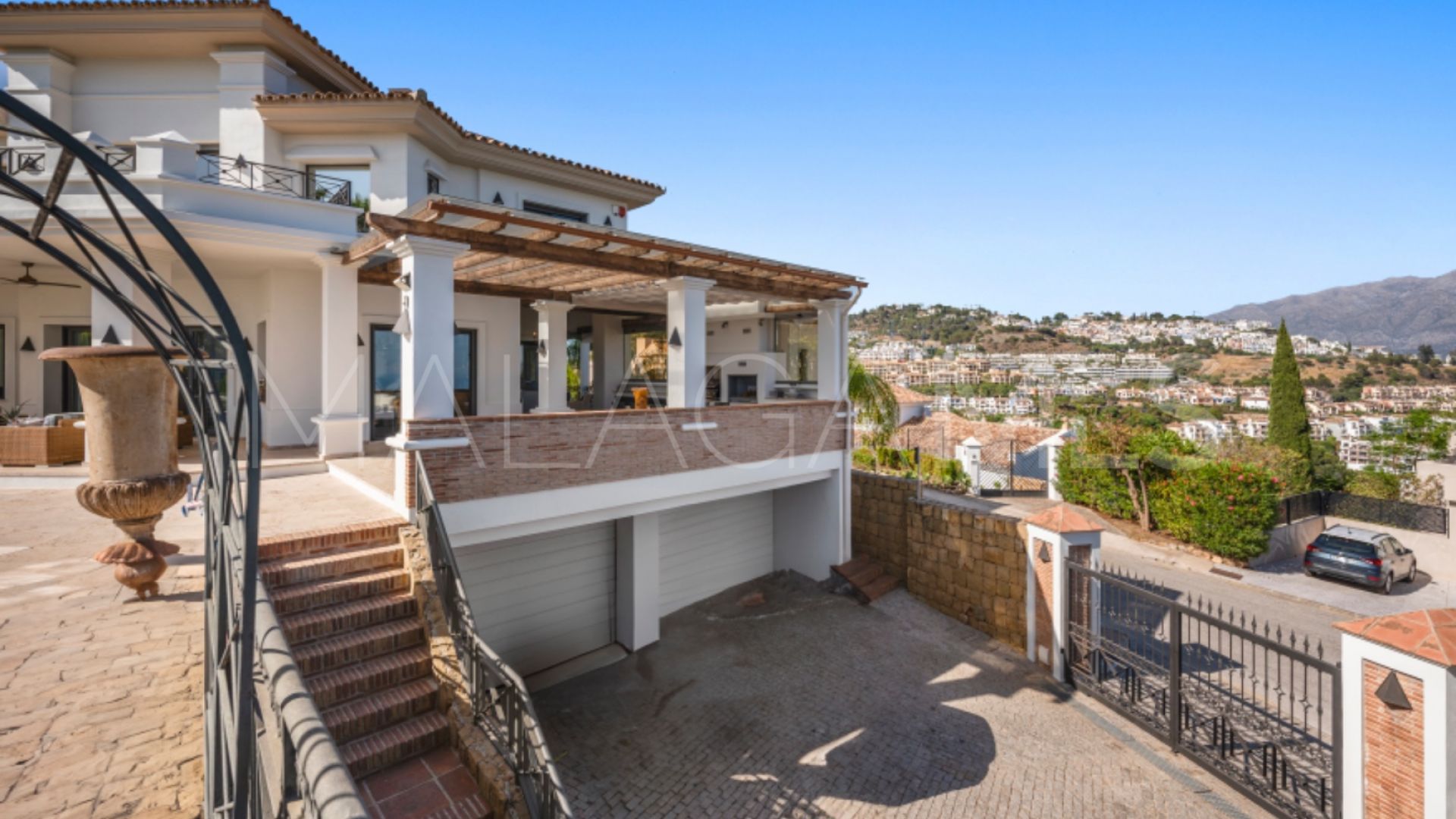 Villa for sale in Los Arqueros