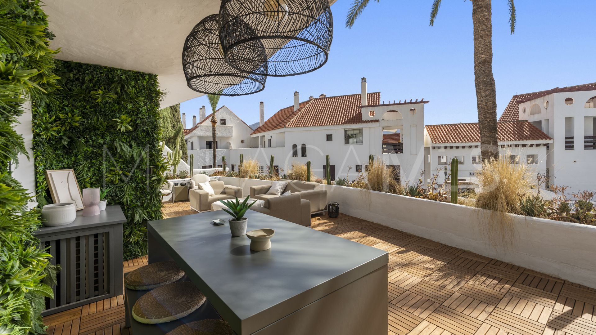 Lägenhet for sale in Nueva Andalucia