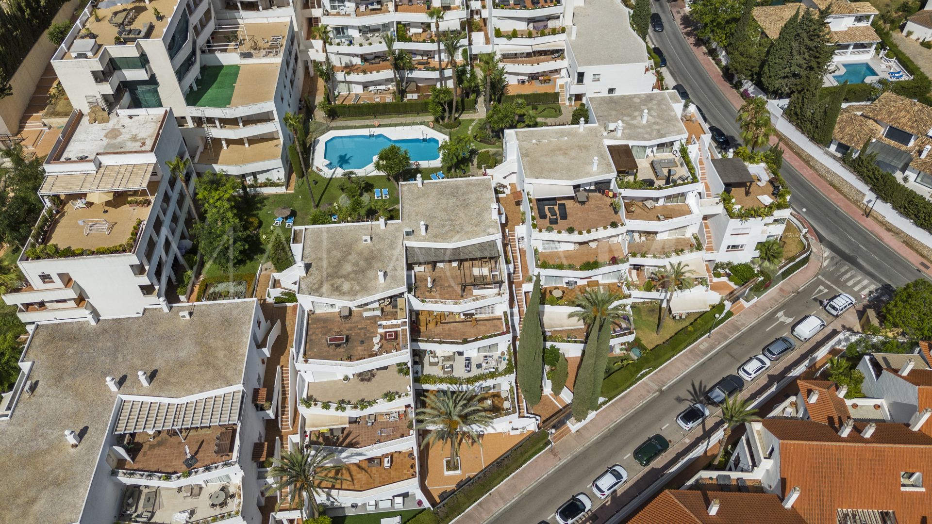 Lägenhet for sale in Nueva Andalucia