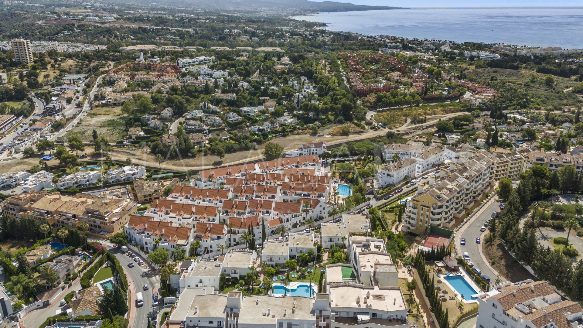 Lägenhet for sale in Nueva Andalucia