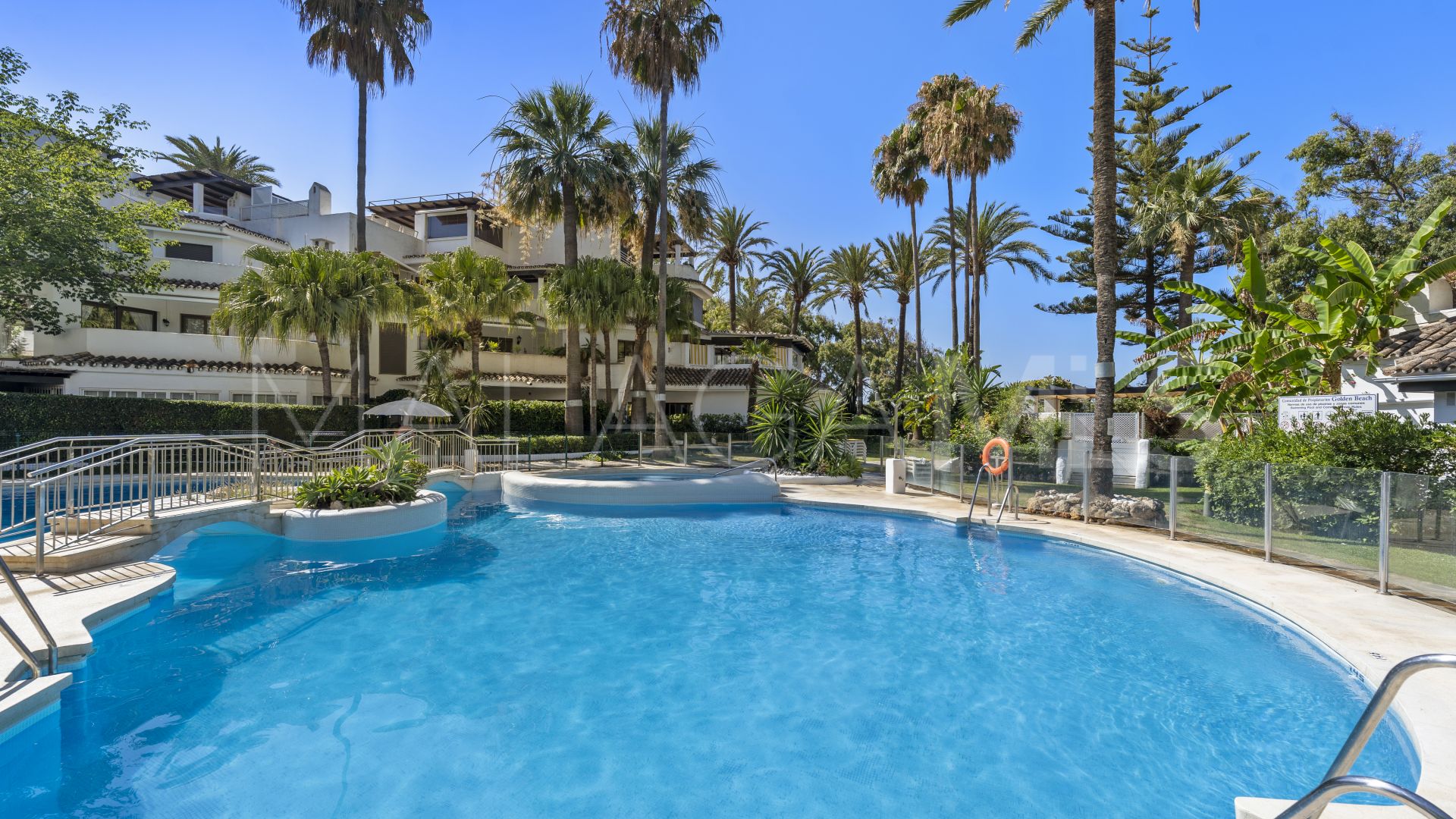 Marbella Este, apartamento planta baja de 3 bedrooms a la venta