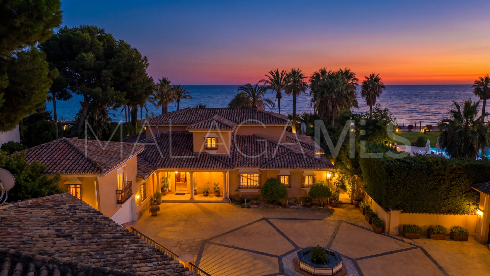 Villa for sale in Estepona Ost
