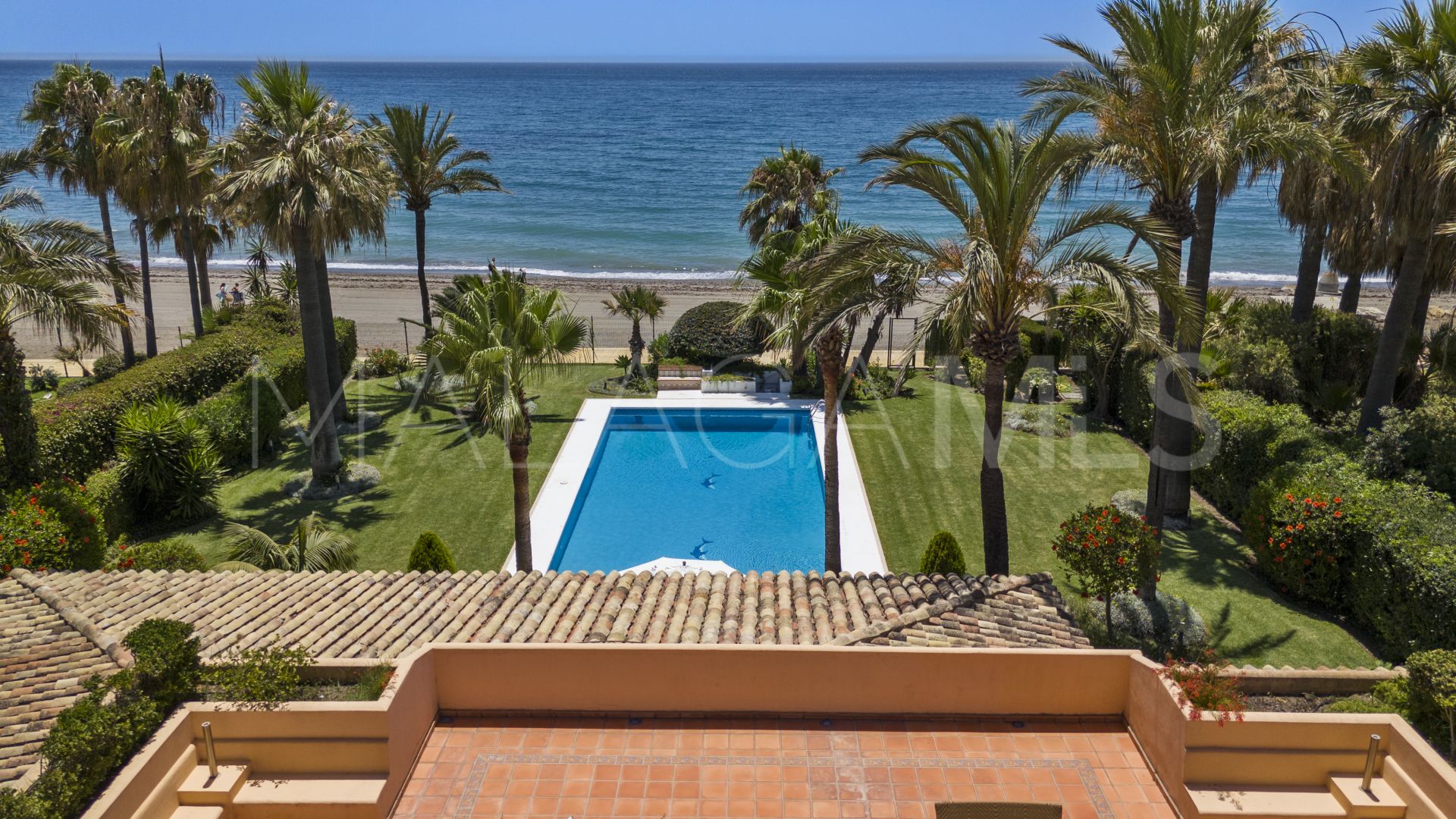 Estepona Este, villa a la venta