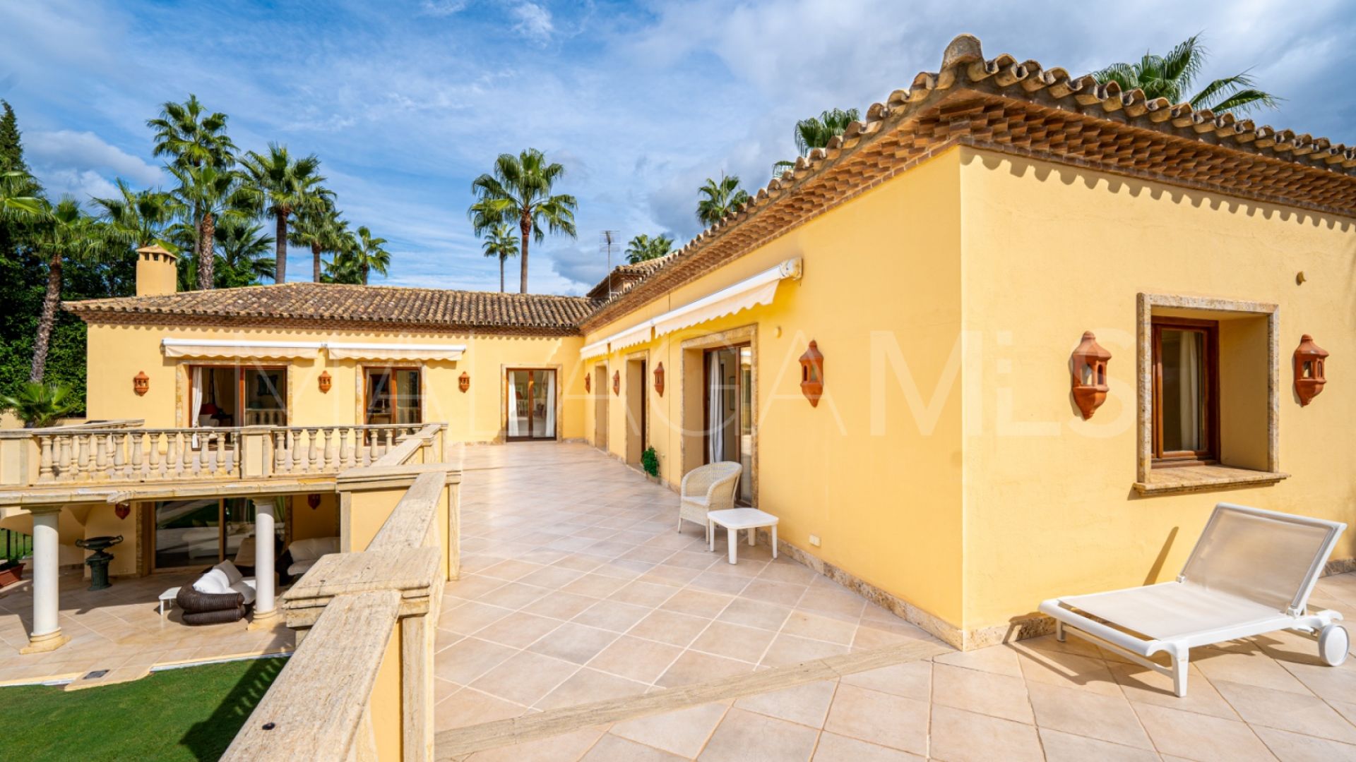 Las Brisas, villa for sale