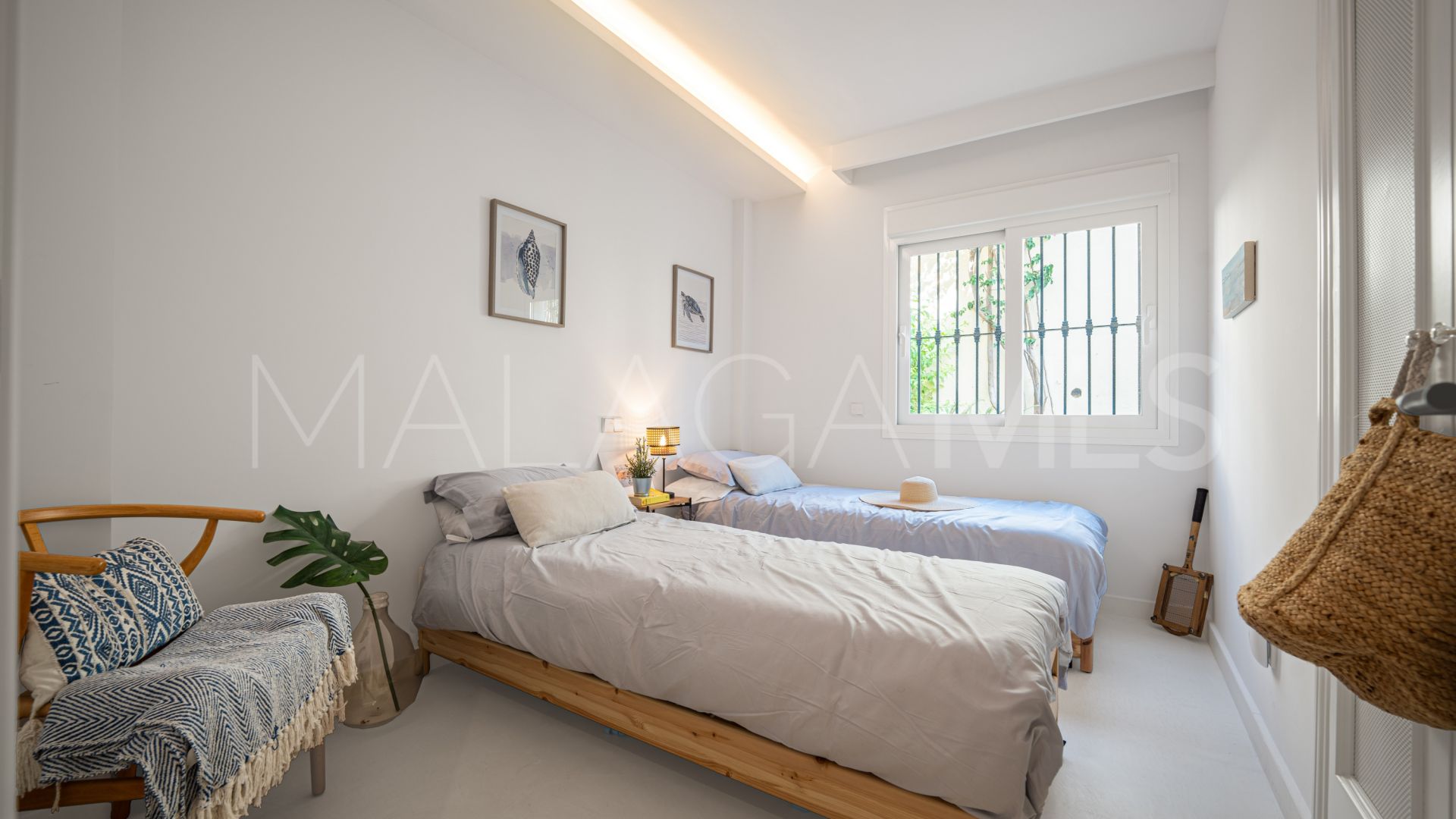 Buy apartamento planta baja in La Quinta Hills de 2 bedrooms