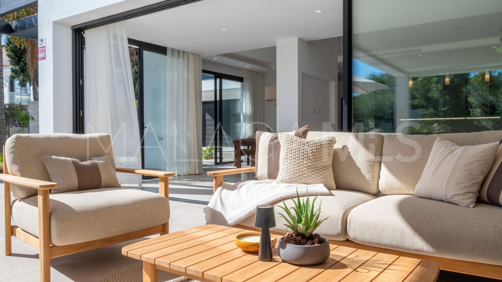 Villa a la venta in El Paraiso