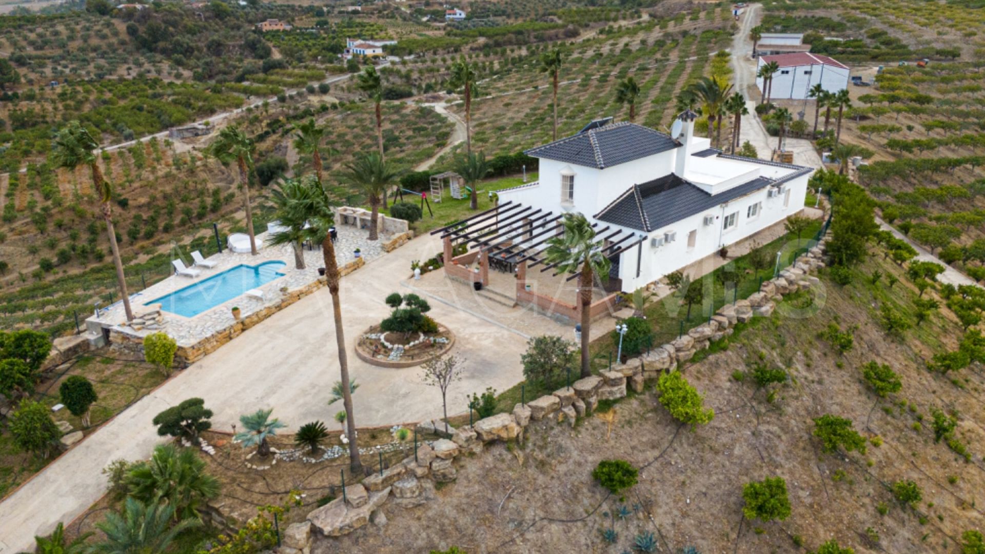 Finca for sale in Pizarra