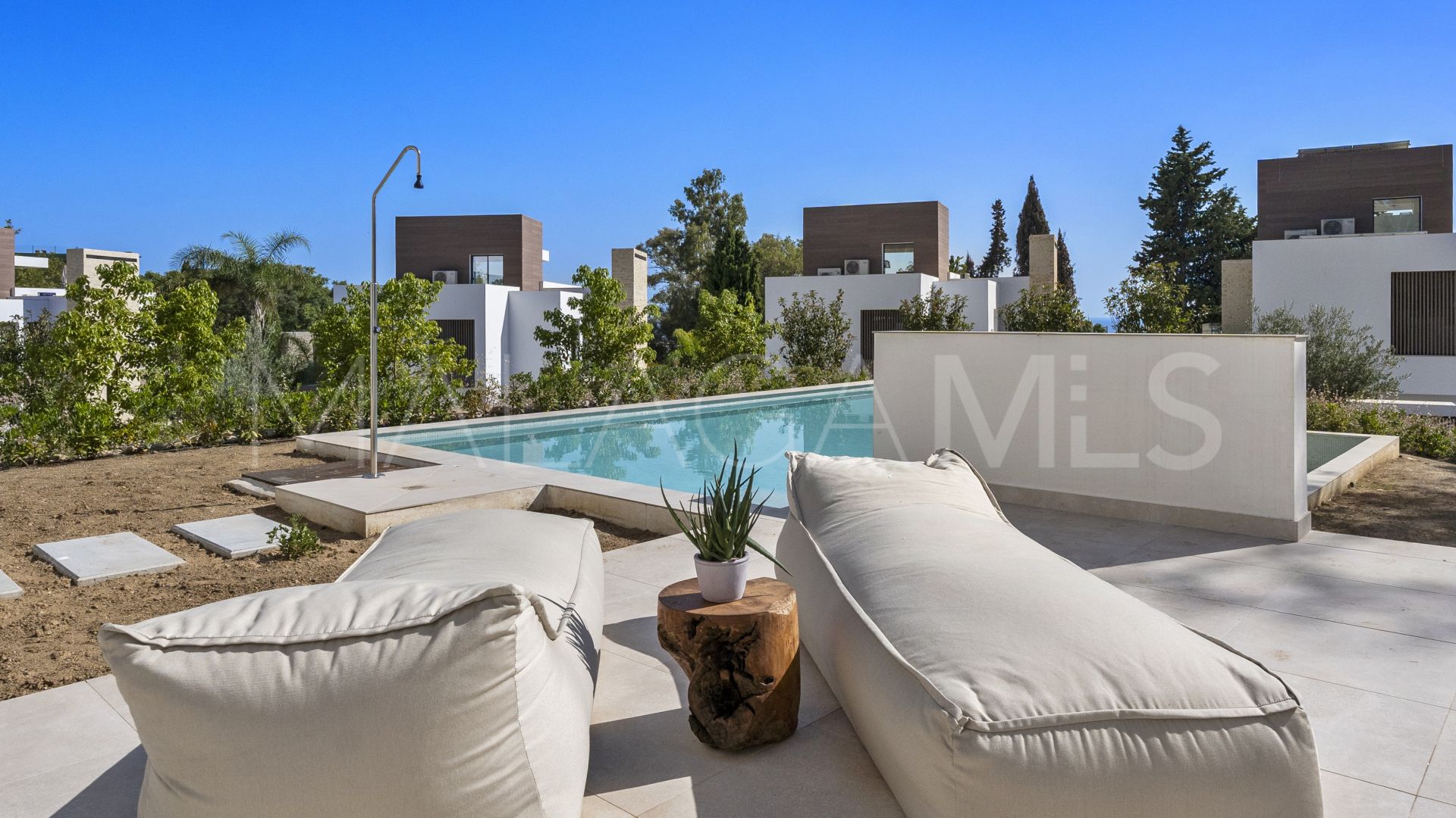 Villa with 4 bedrooms for sale in Marbella Golden Mile