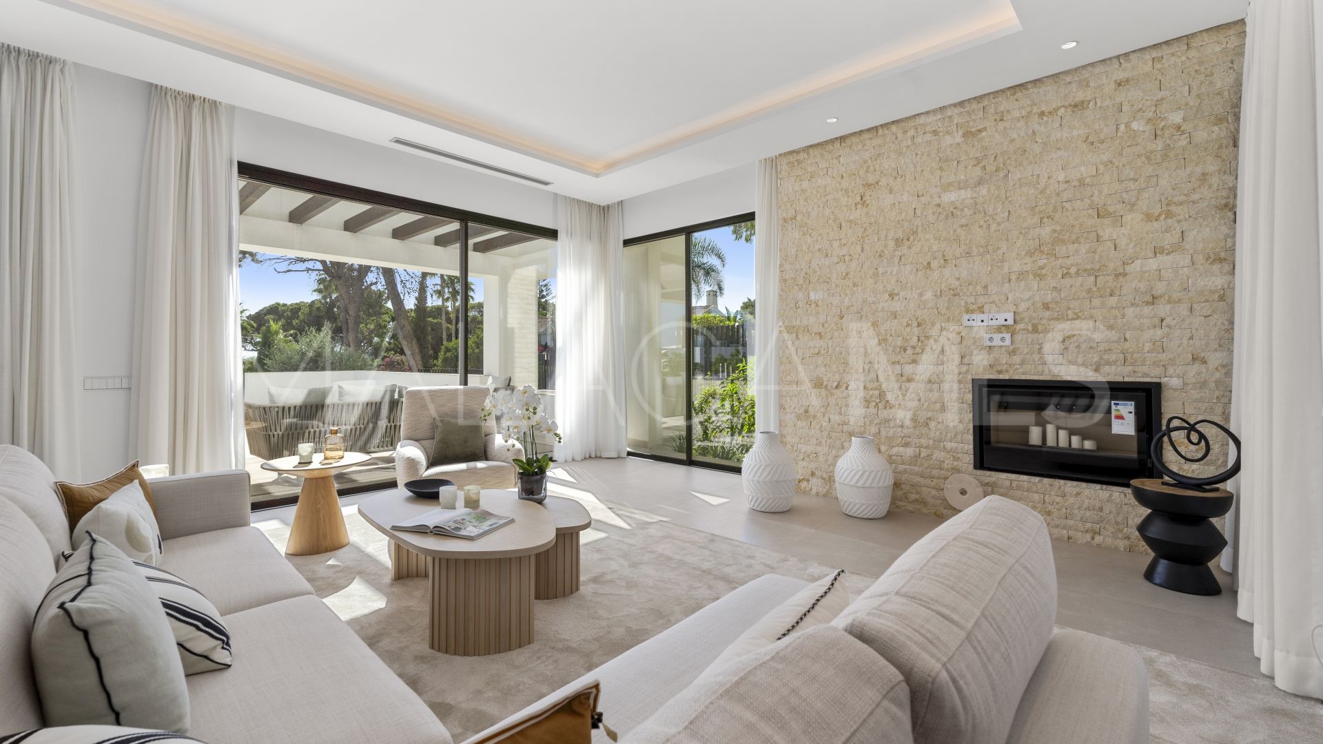 Villa with 4 bedrooms for sale in Marbella Golden Mile